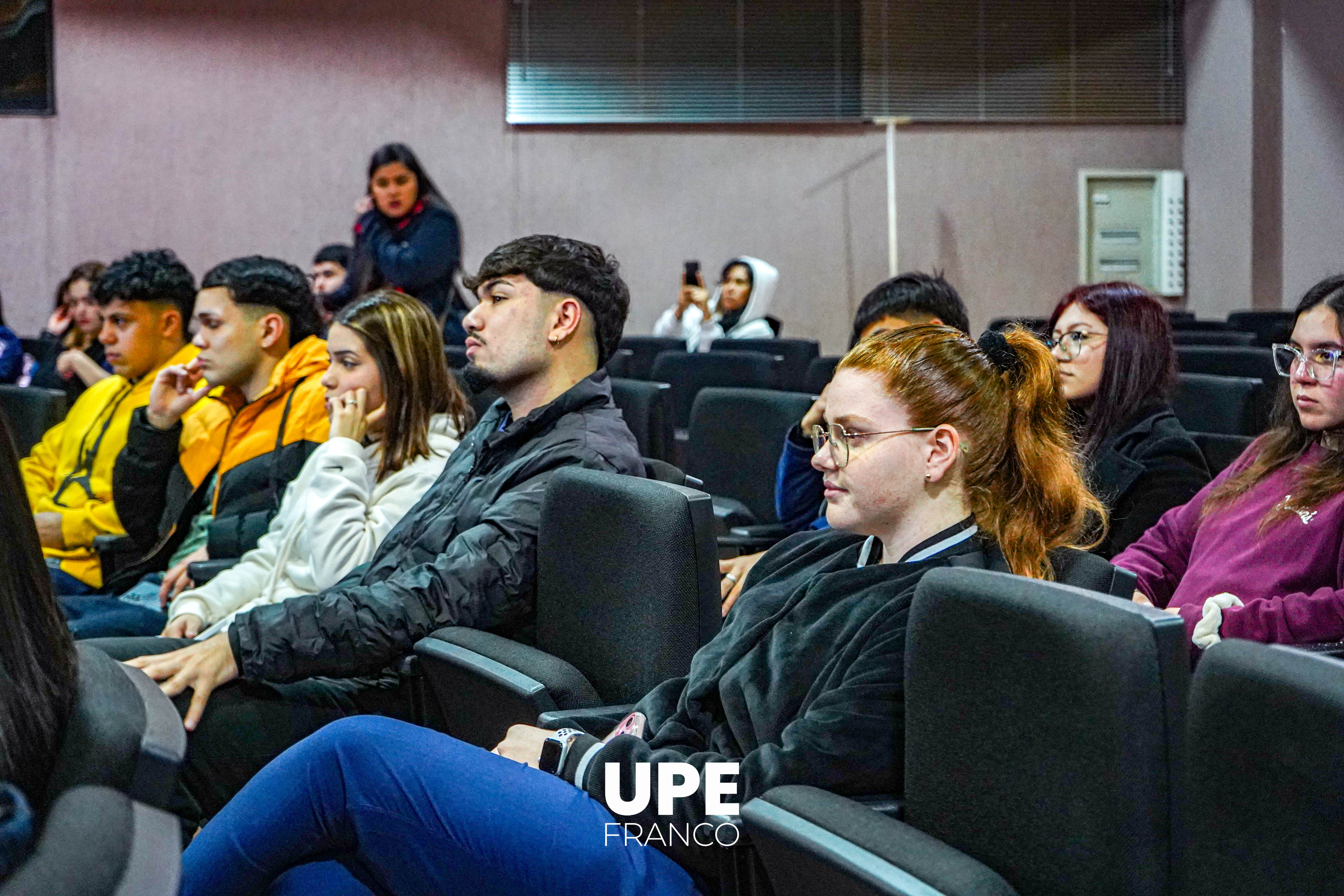 Fisioterapia en Cuidados Críticos Pediátrico y Adulto: Curso-Taller en la UPE FRANCO  