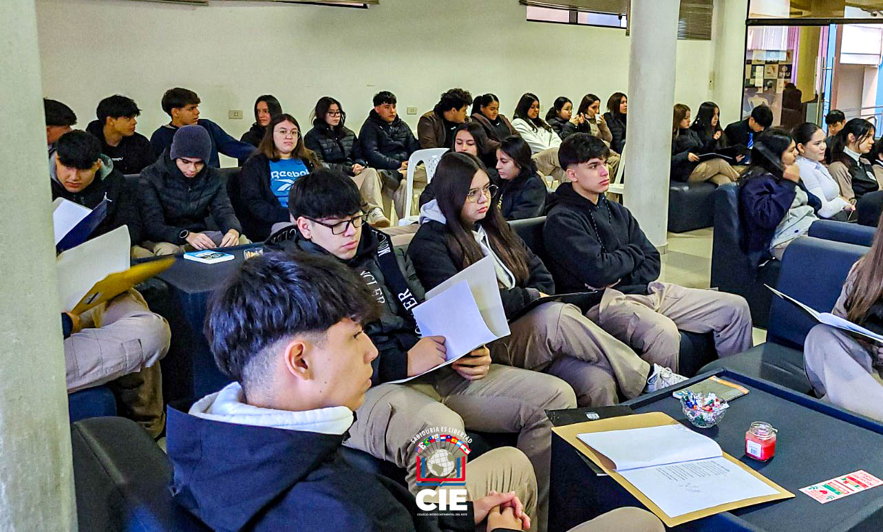Café literario en el CIE: Segunda Jornada del Proyecto Ñe’ẽry