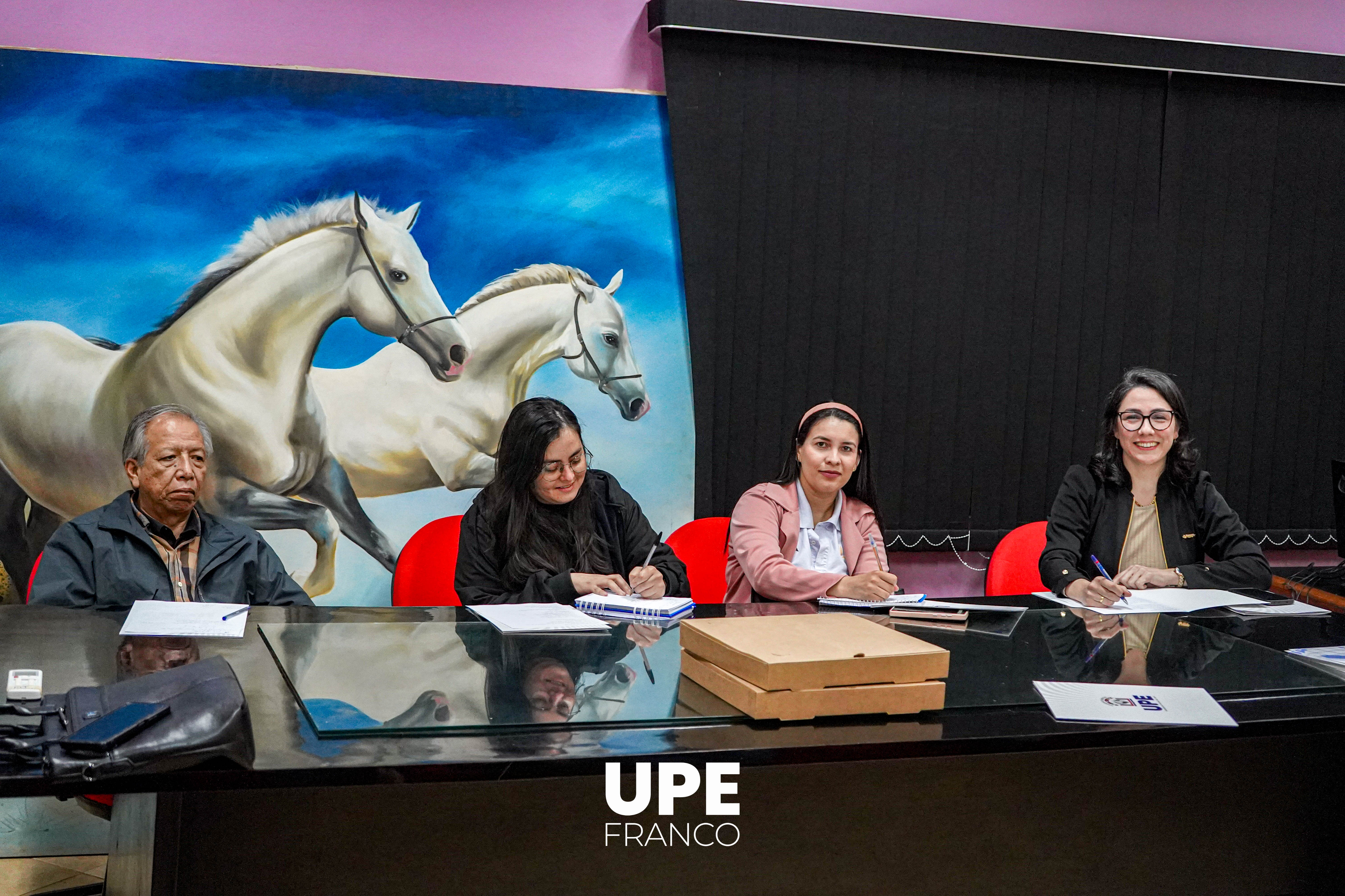 Extensión Universitaria: Coordinadores definen agenda comunitaria y cultural en UPE Franco