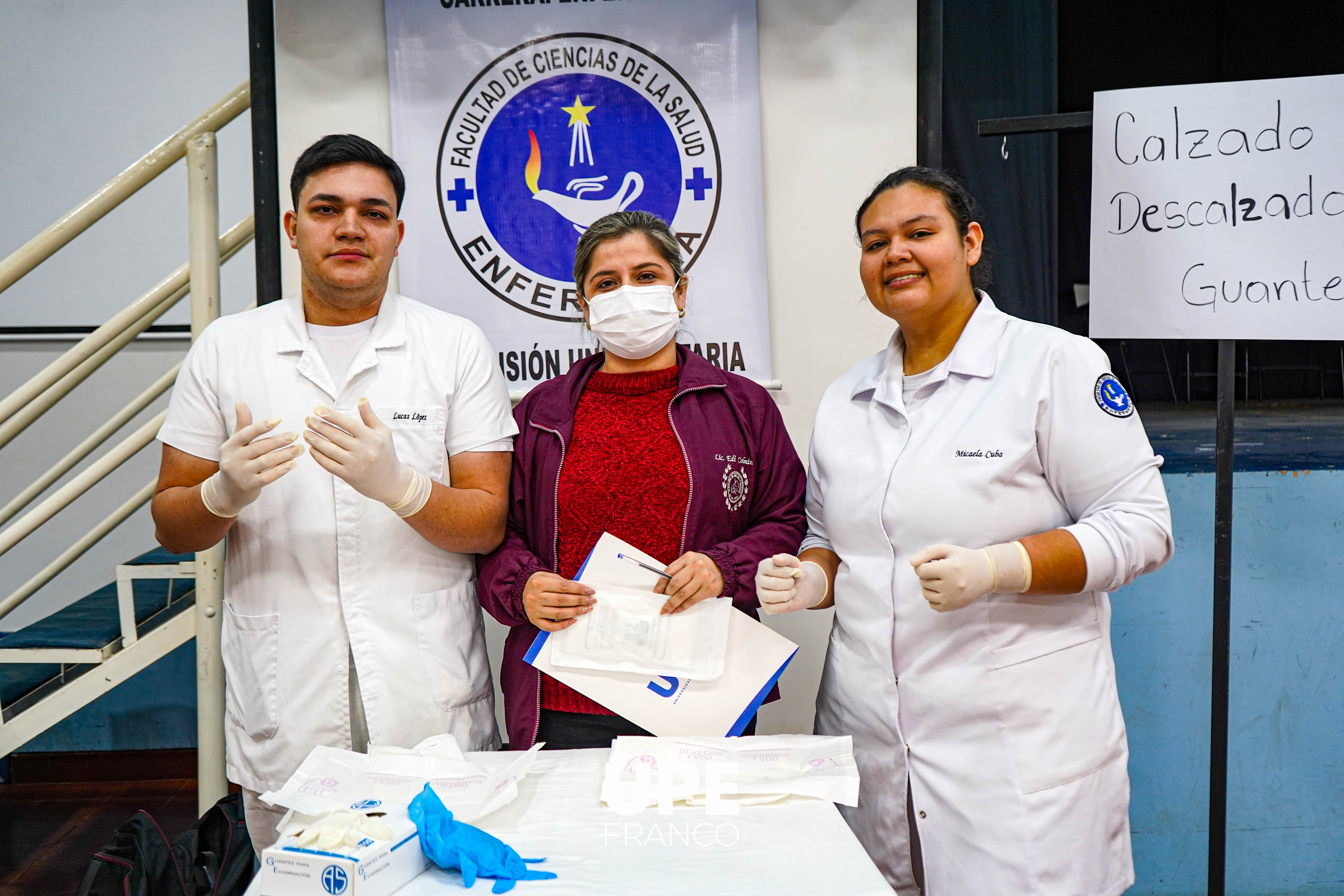 Demostraciones prácticas: Cierre Semestral en Enfermería