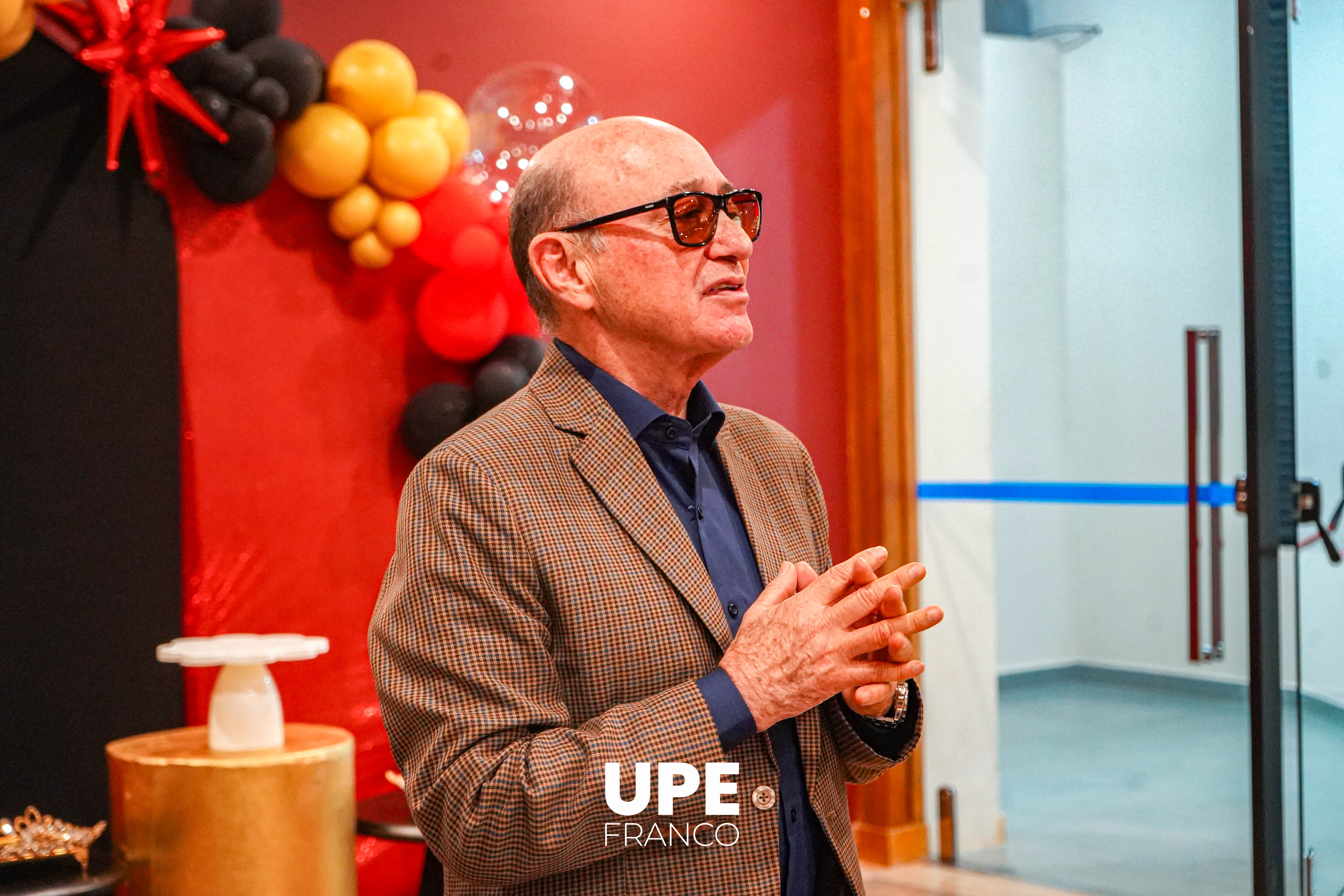 Docentes y autoridades de Derecho UPE celebran el Día del Abogado y de la Amistad