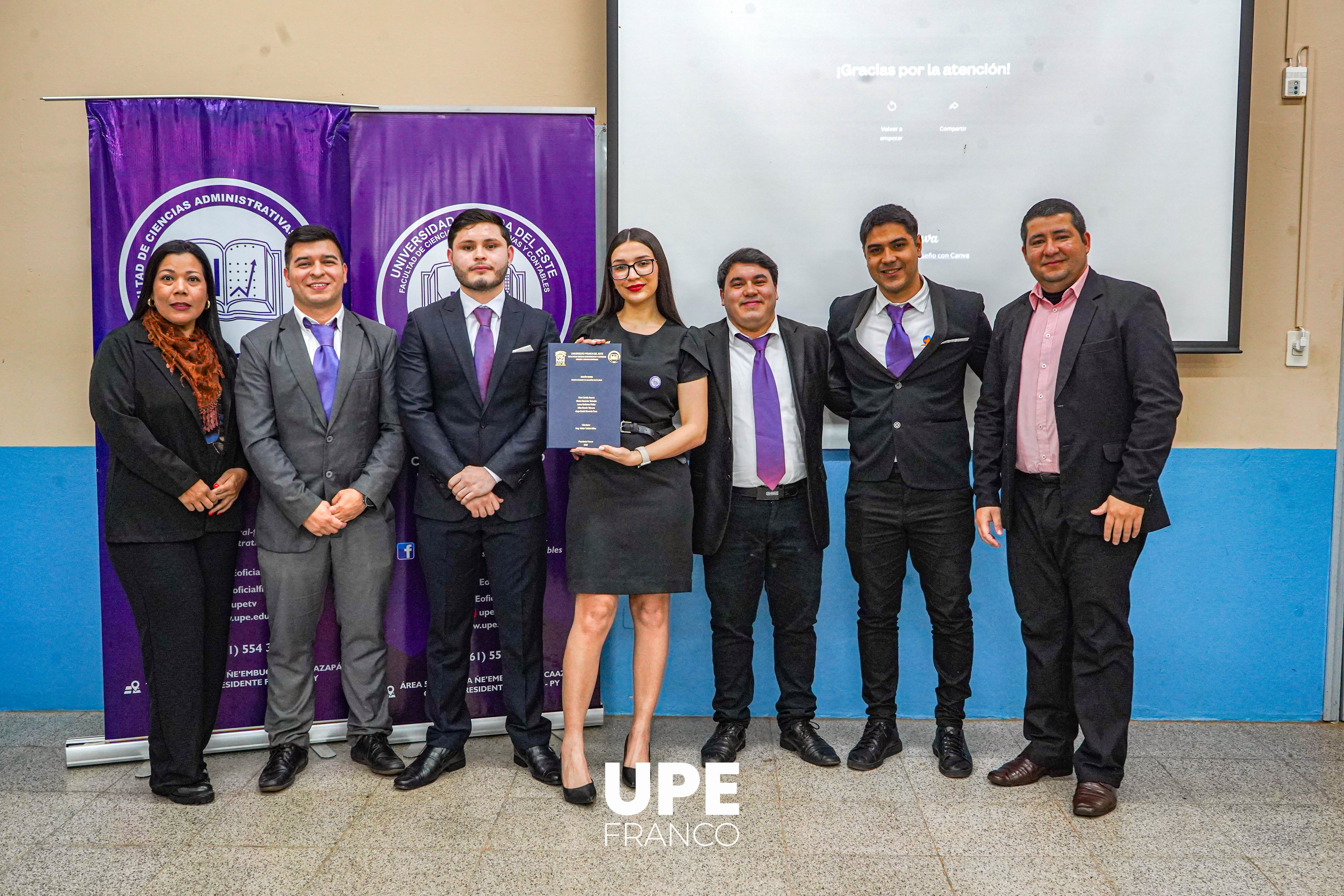 Estudiantes de Ciencias Contables concluyen su Examen Final de Emprendedurismo