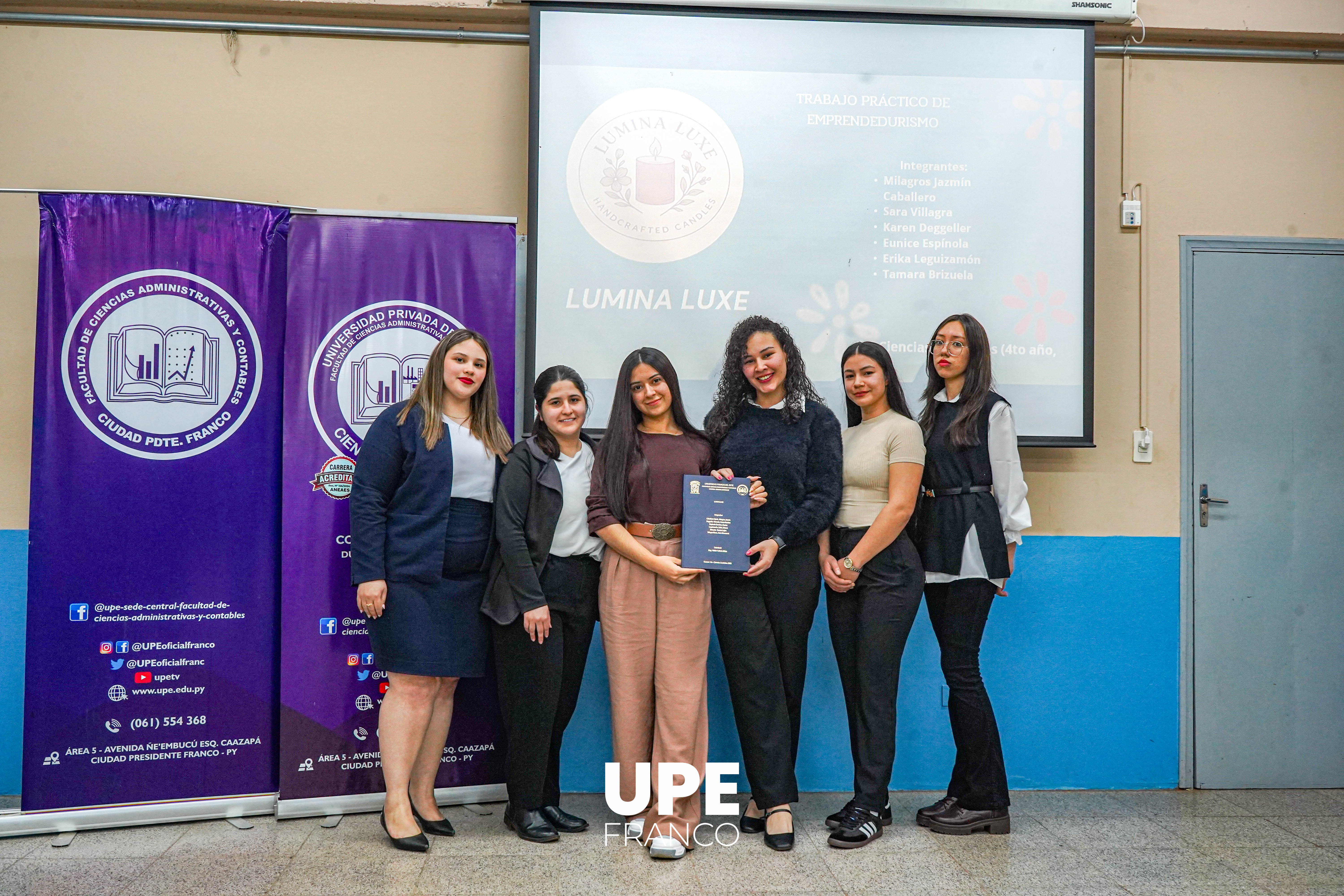 Estudiantes de Ciencias Contables concluyen su Examen Final de Emprendedurismo