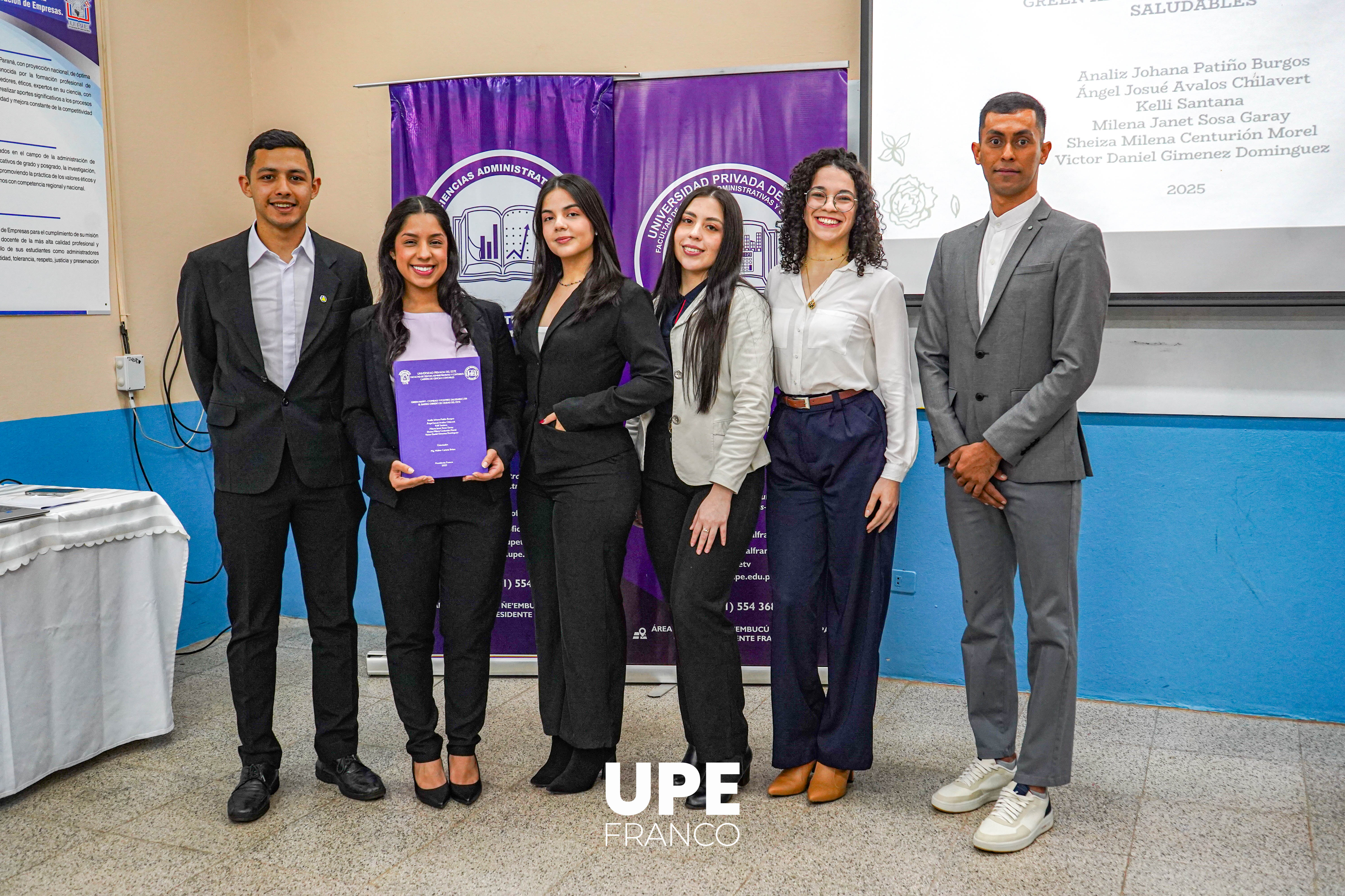 Estudiantes de Ciencias Contables concluyen su Examen Final de Emprendedurismo