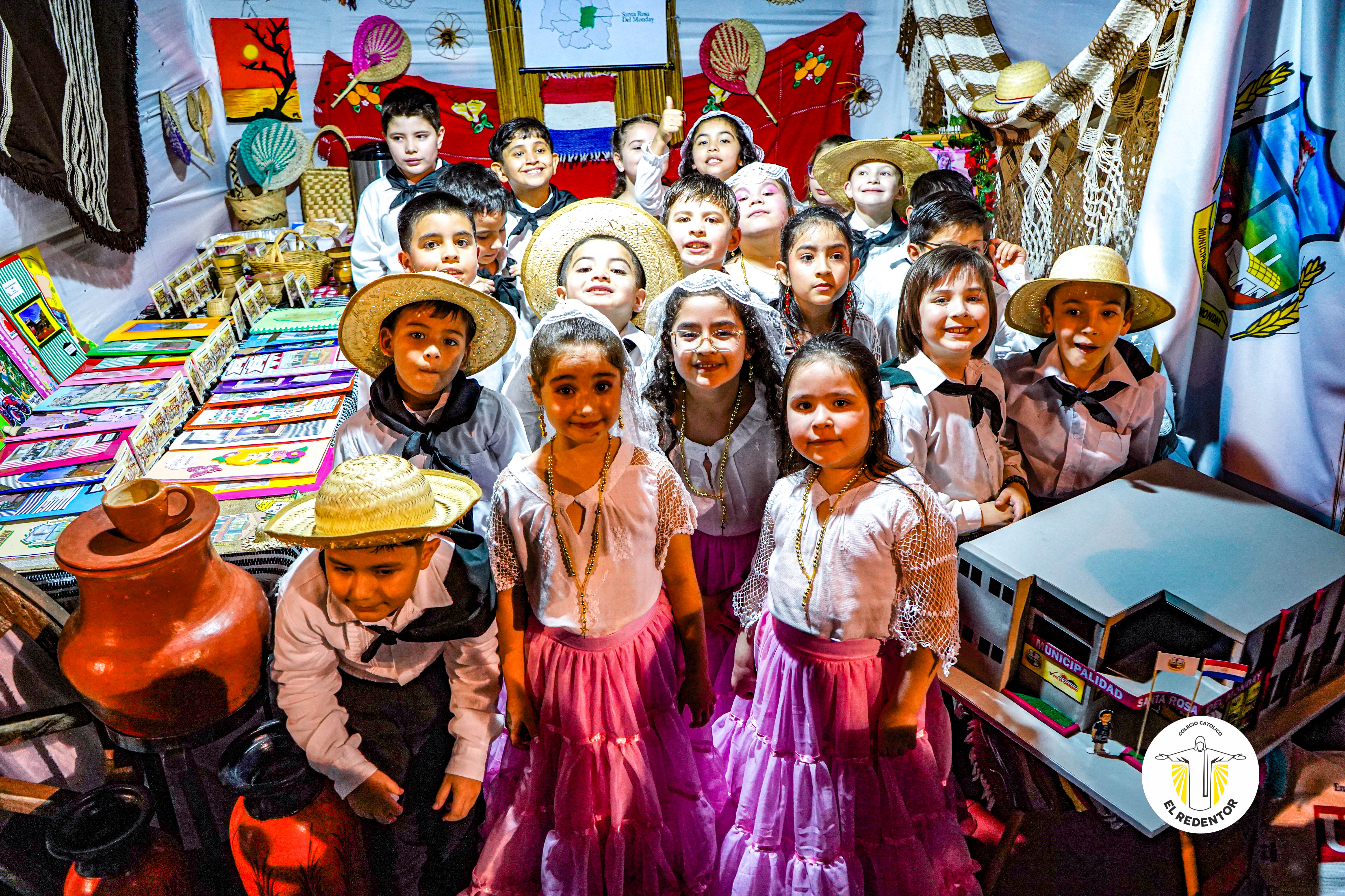 Día del Folklore - Celebración en el Colegio Redentor