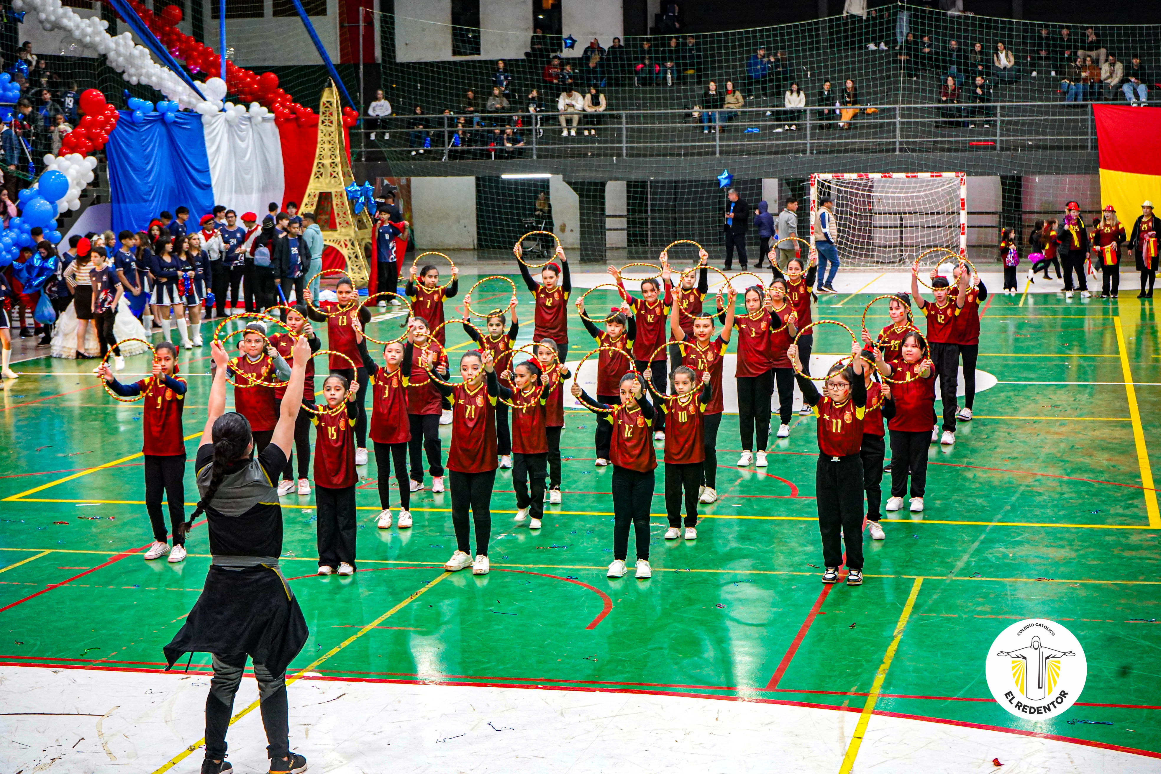 Inauguración de la Olimpiada entre Países: Colegio Católico El Redentor