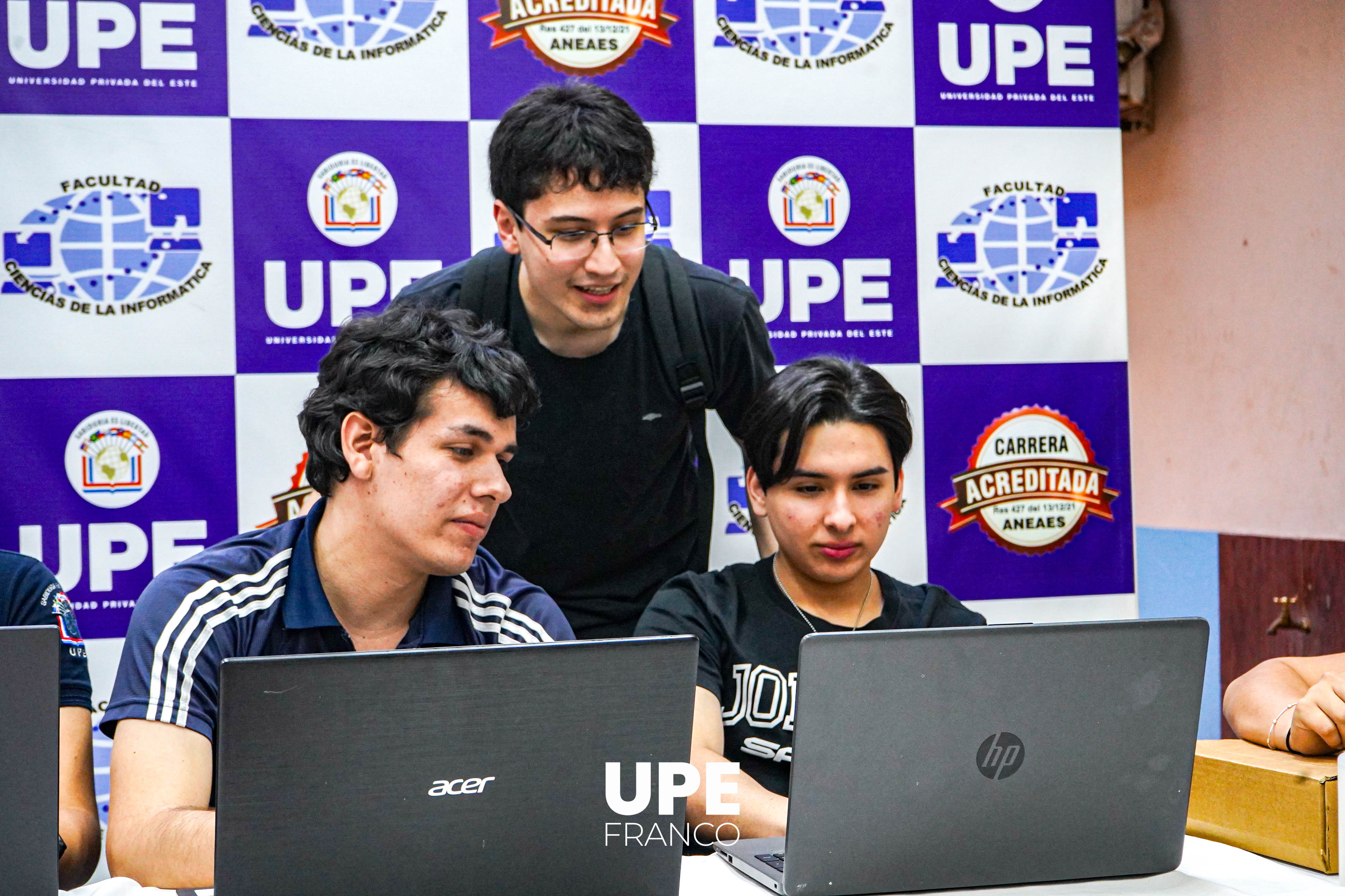 Estudiantes ofrecen consultoría Informática Gratuita en la UPE Franco