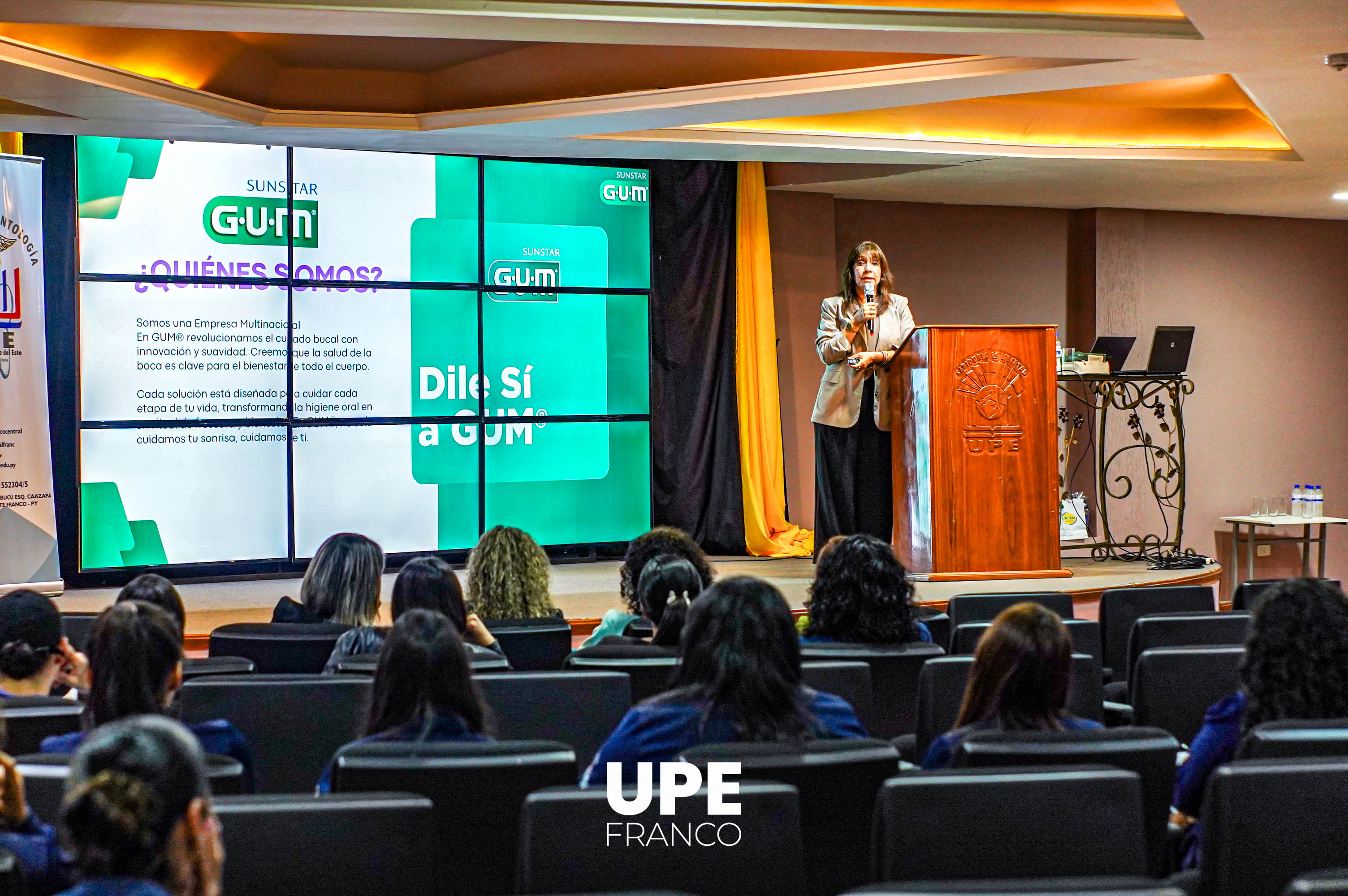 Jornada Odontológica reunió a estudiantes y profesionales en la UPE FRANCO