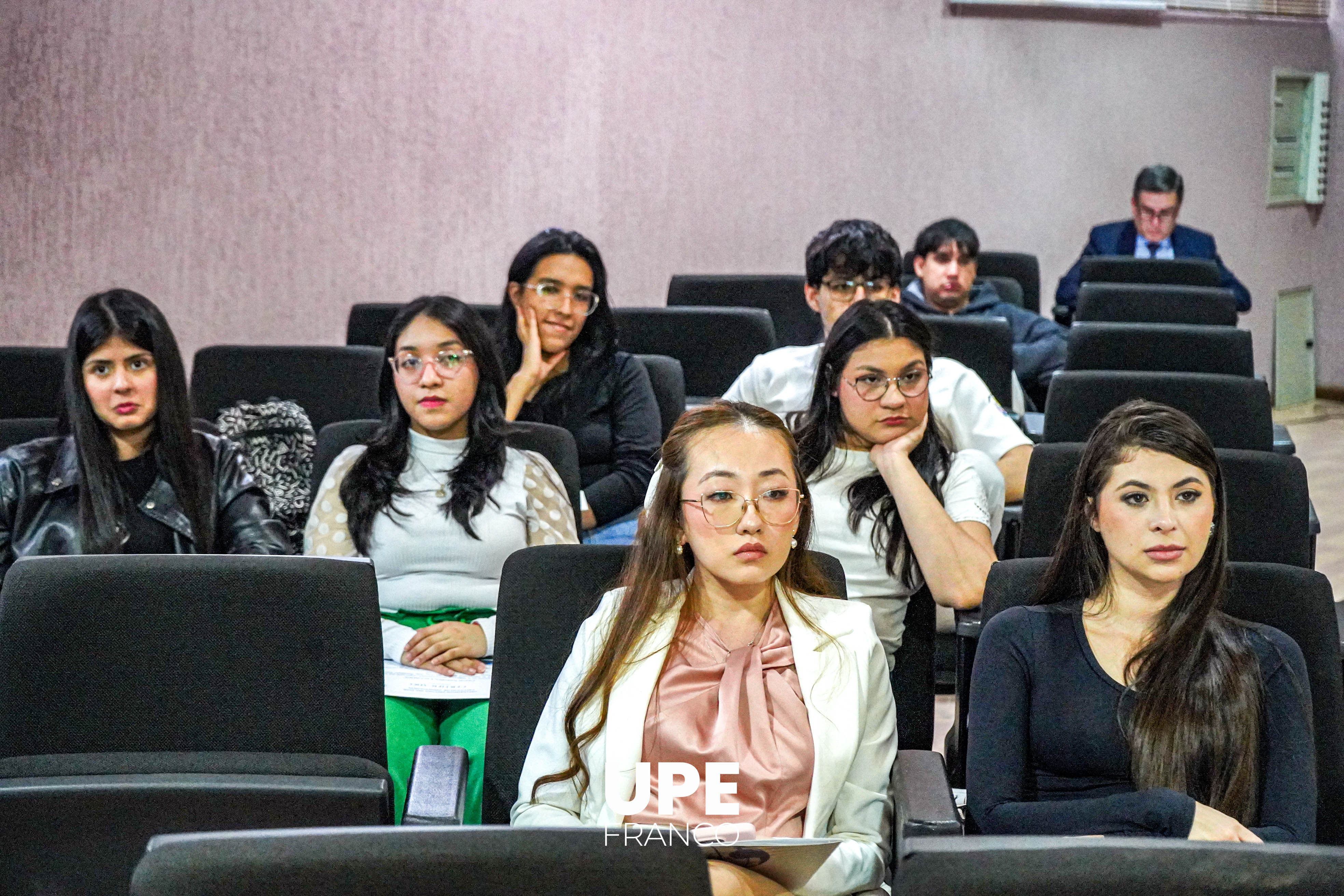 Jornada Odontológica reunió a estudiantes y profesionales en la UPE FRANCO