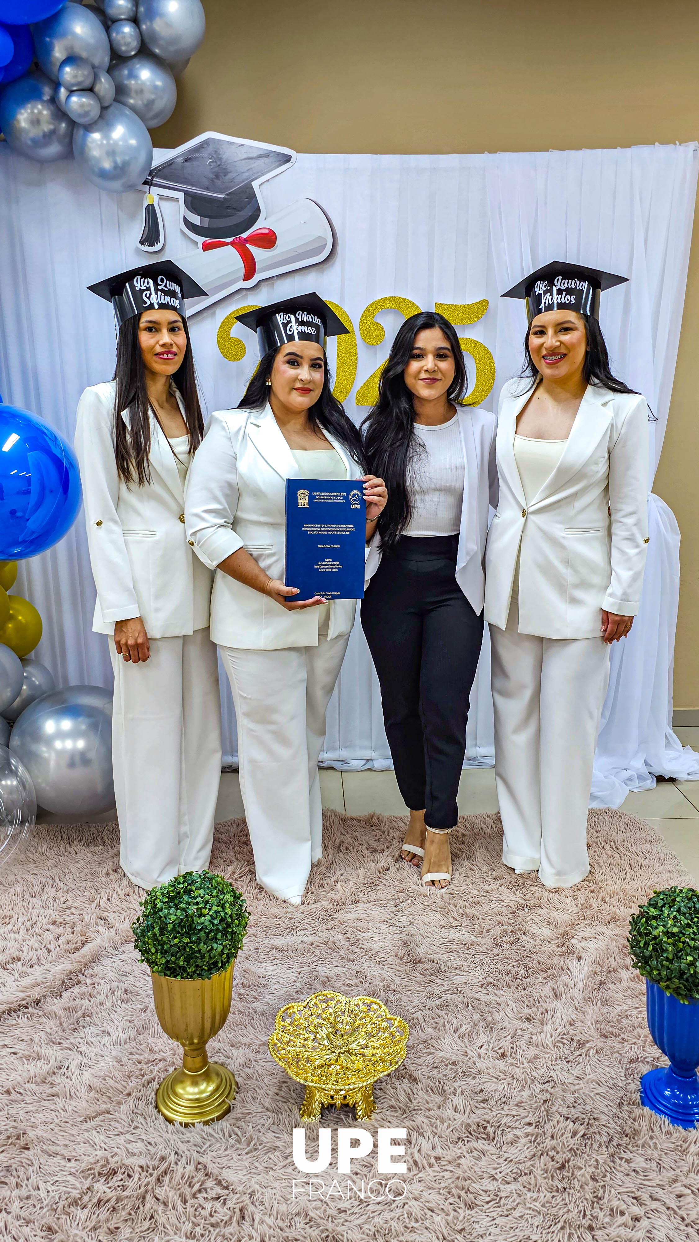 Egresan nuevos Licenciados en Kinesiología y Fisioterapia: Defensa de Trabajos Finales de Grado