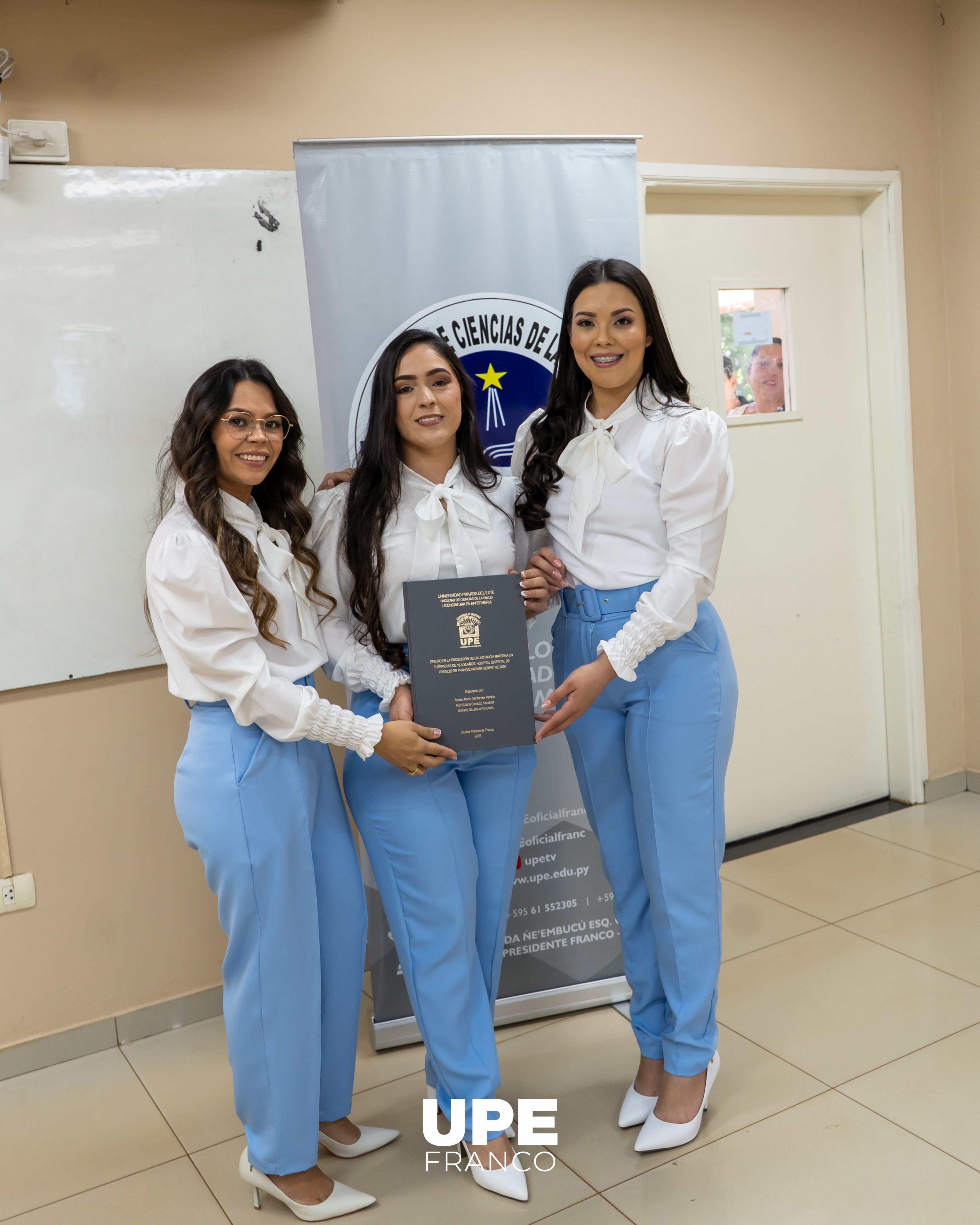 Estudiantes de Enfermería UPE defienden con éxito su Trabajo Final de Grado