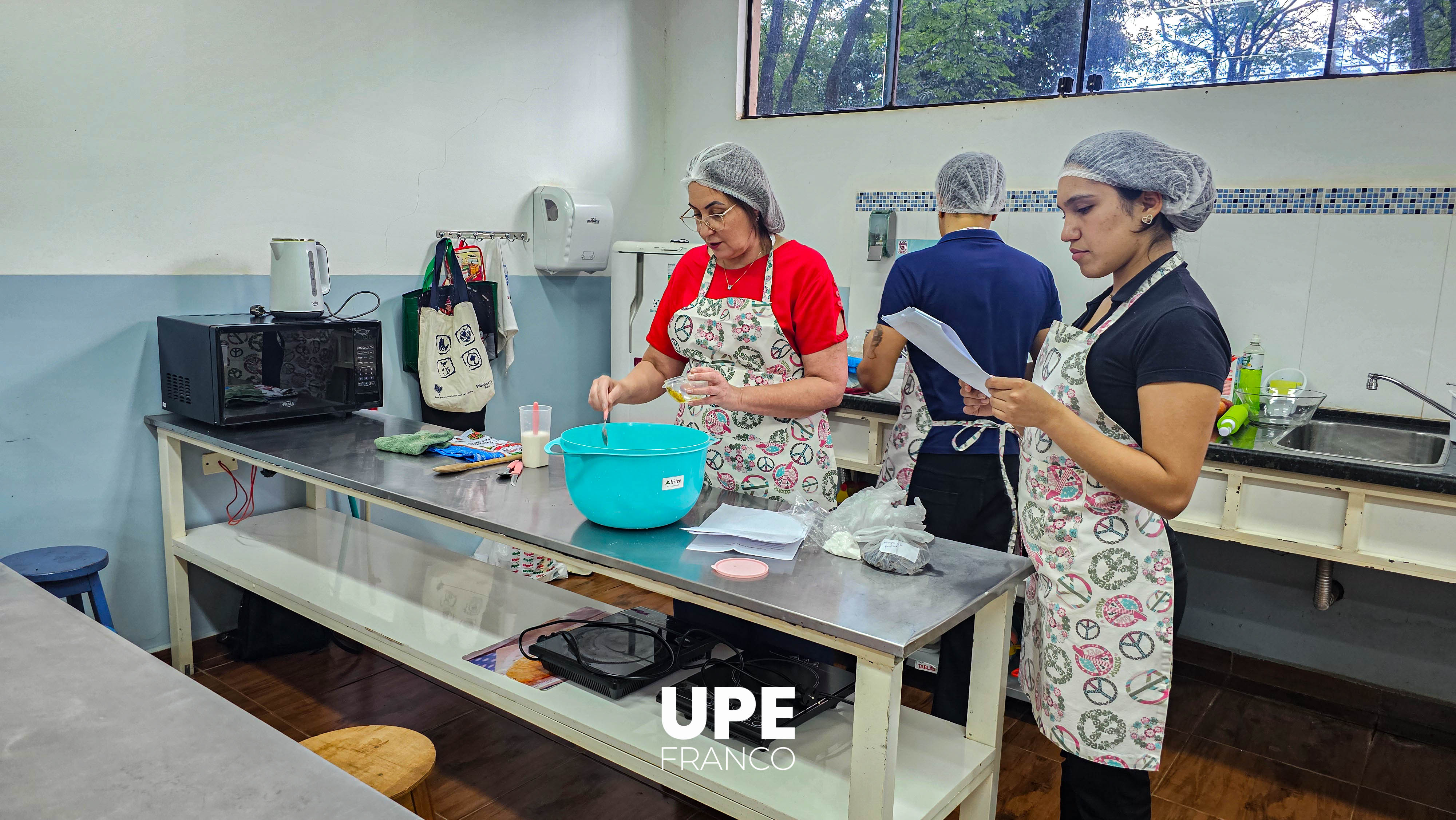 Taller Navideño 2025: “Las recetas tradicionales de la decana Nélida Cappo”