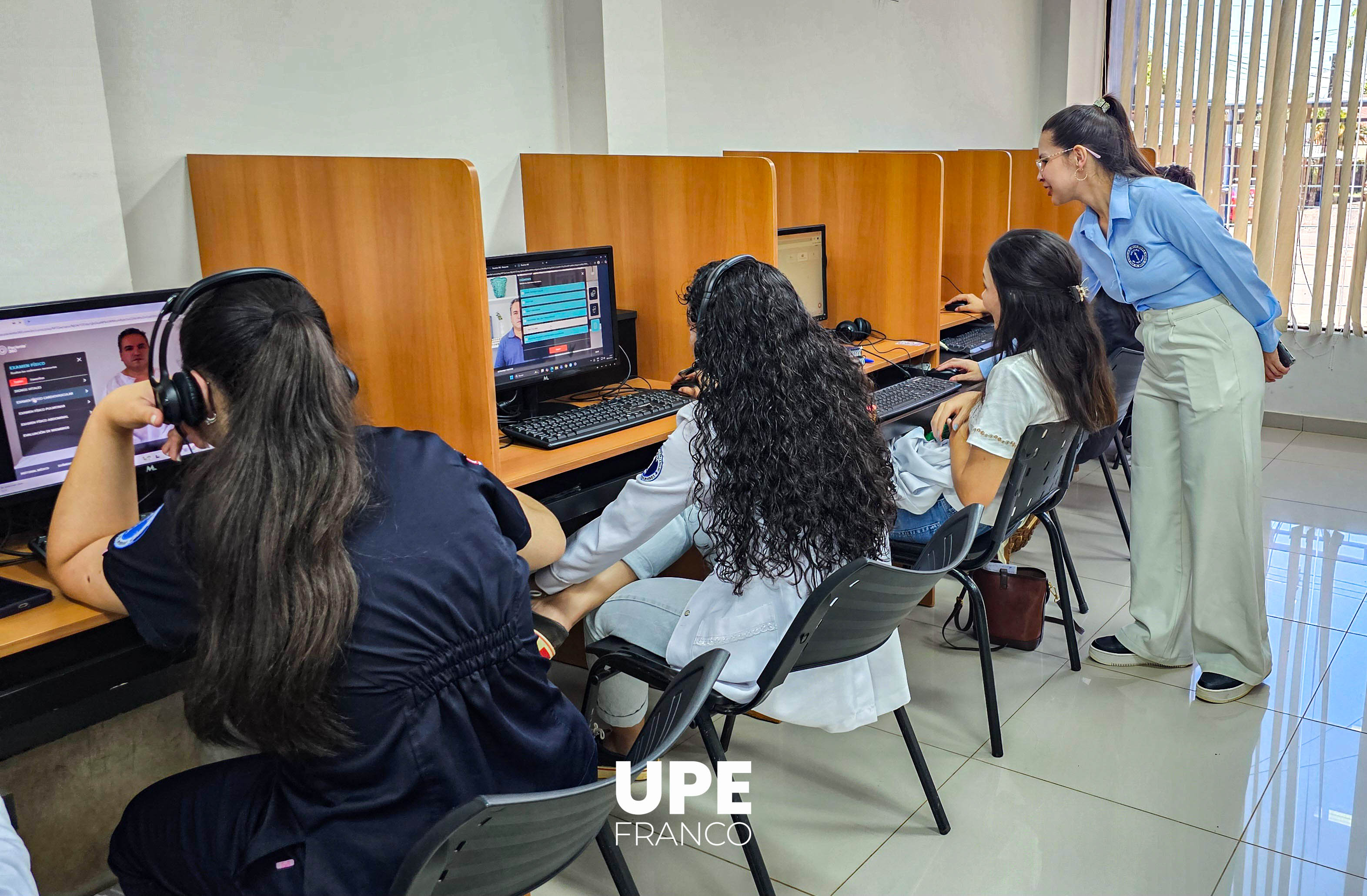 Examen Clínico Objetivo Estructurado (ECOE): Evaluación integral de competencias clínicas de Medicina