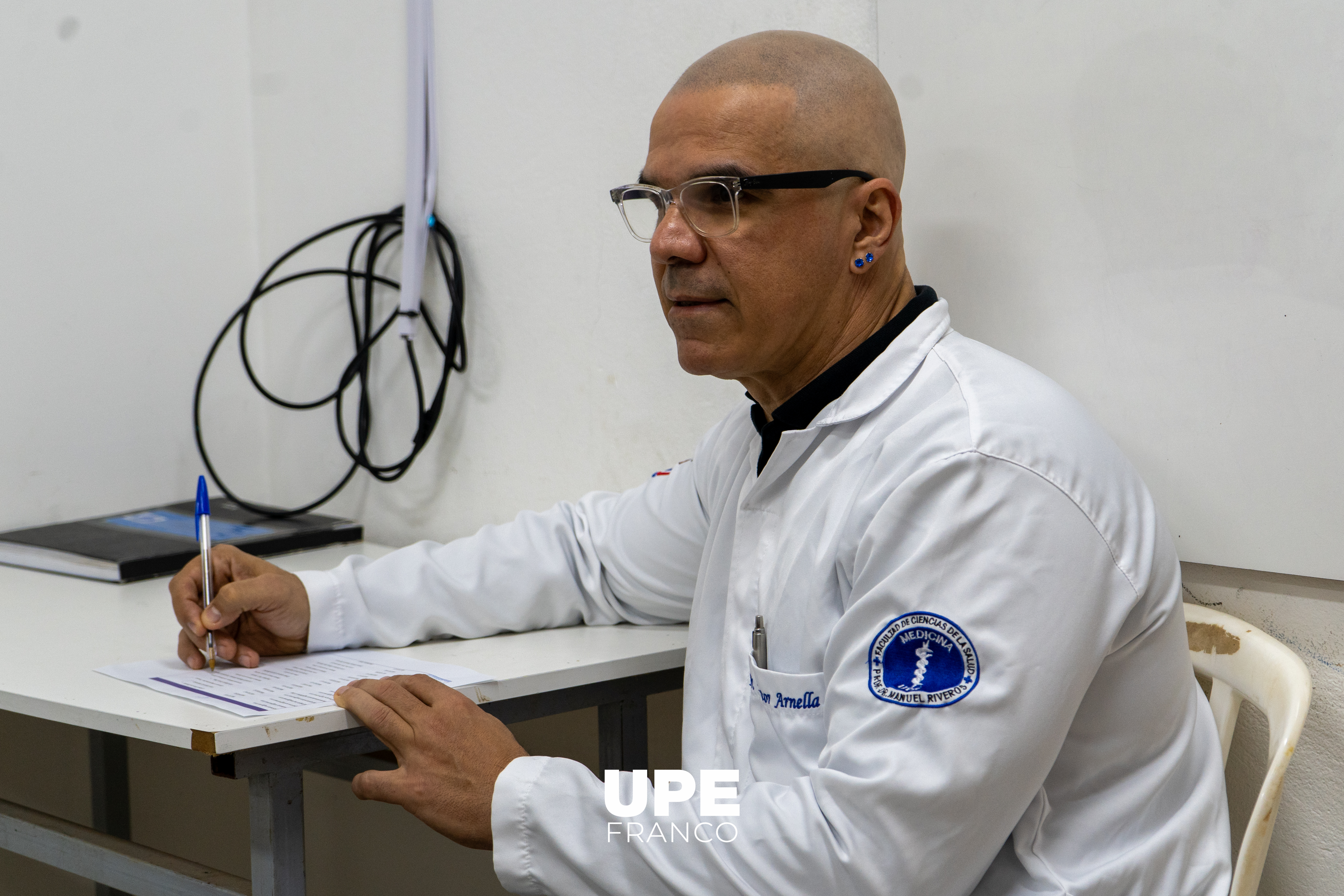 Examen Clínico Objetivo Estructurado (ECOE): Evaluación integral de competencias clínicas de Medicina