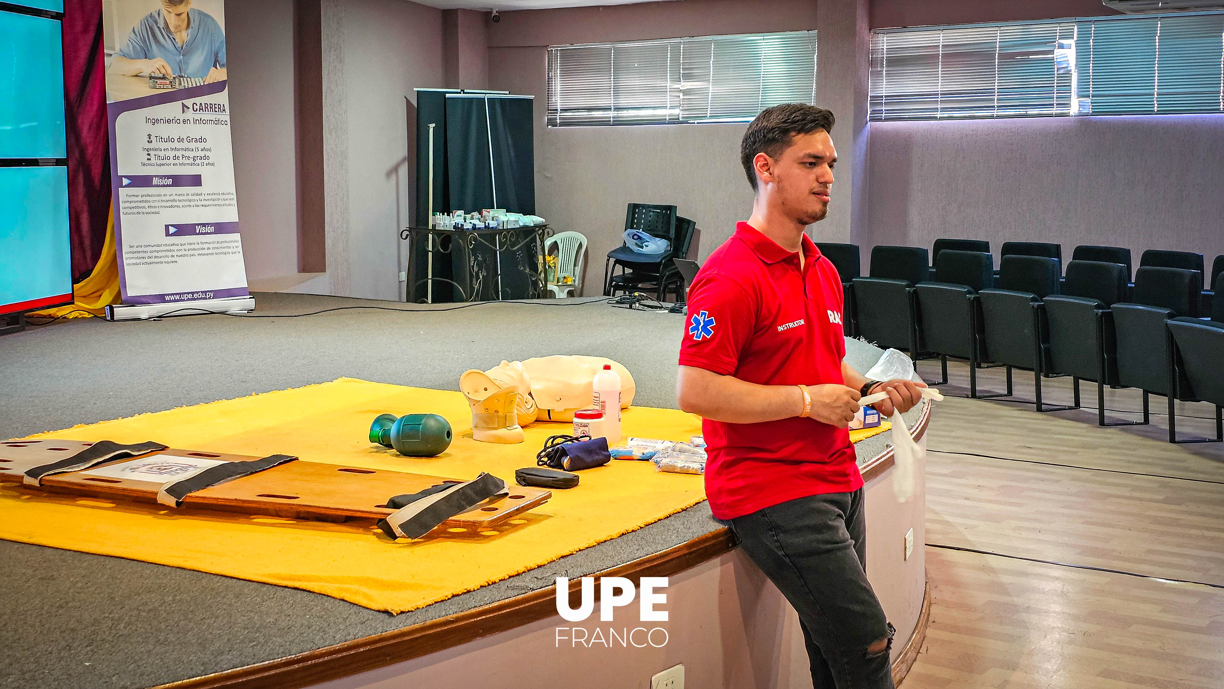 Jornada de Capacitación en Primeros Auxilios: Facultad de Ciencias de la Informática