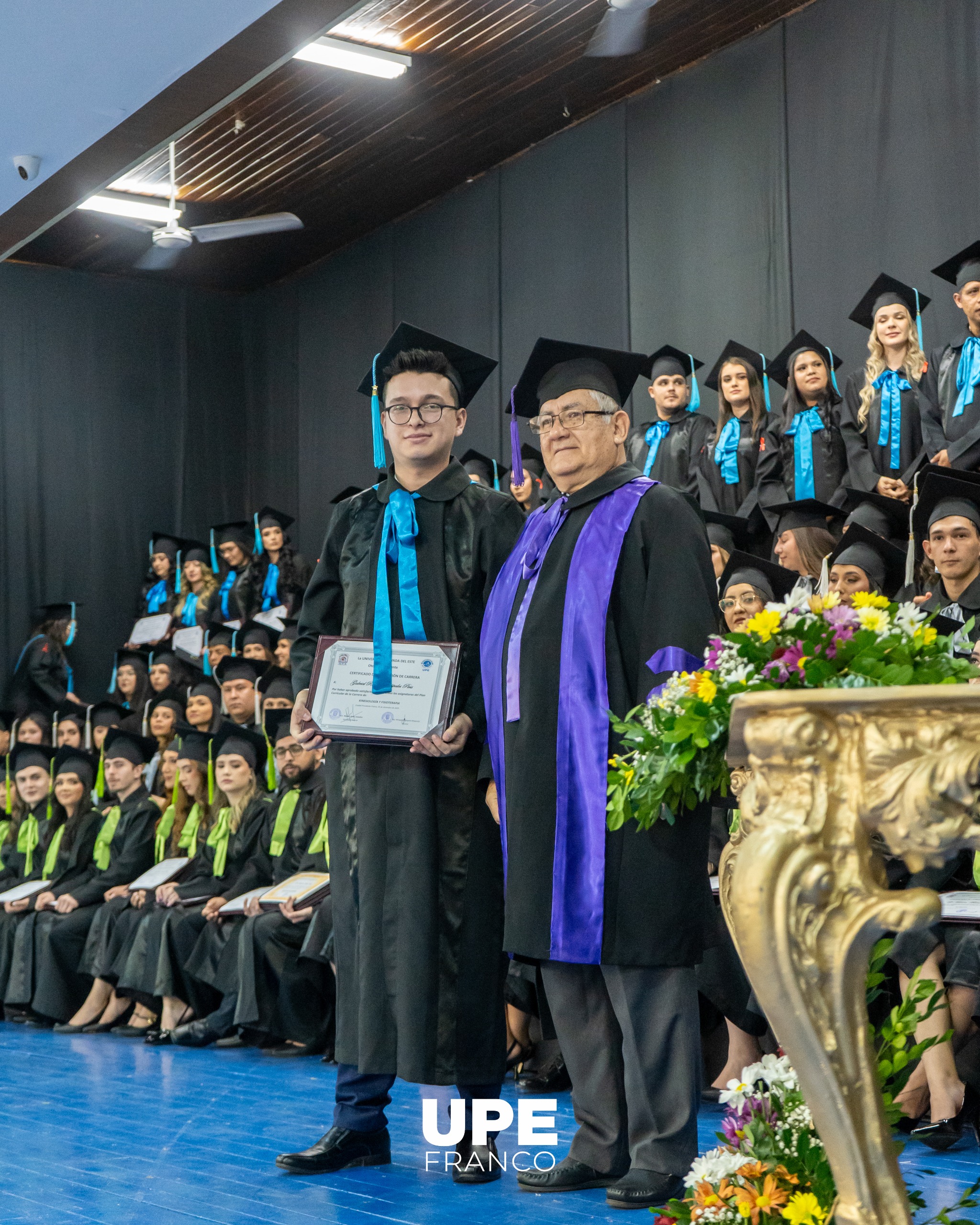  CEREMONIA DE GRADUACIÓN: UPE FRANCO