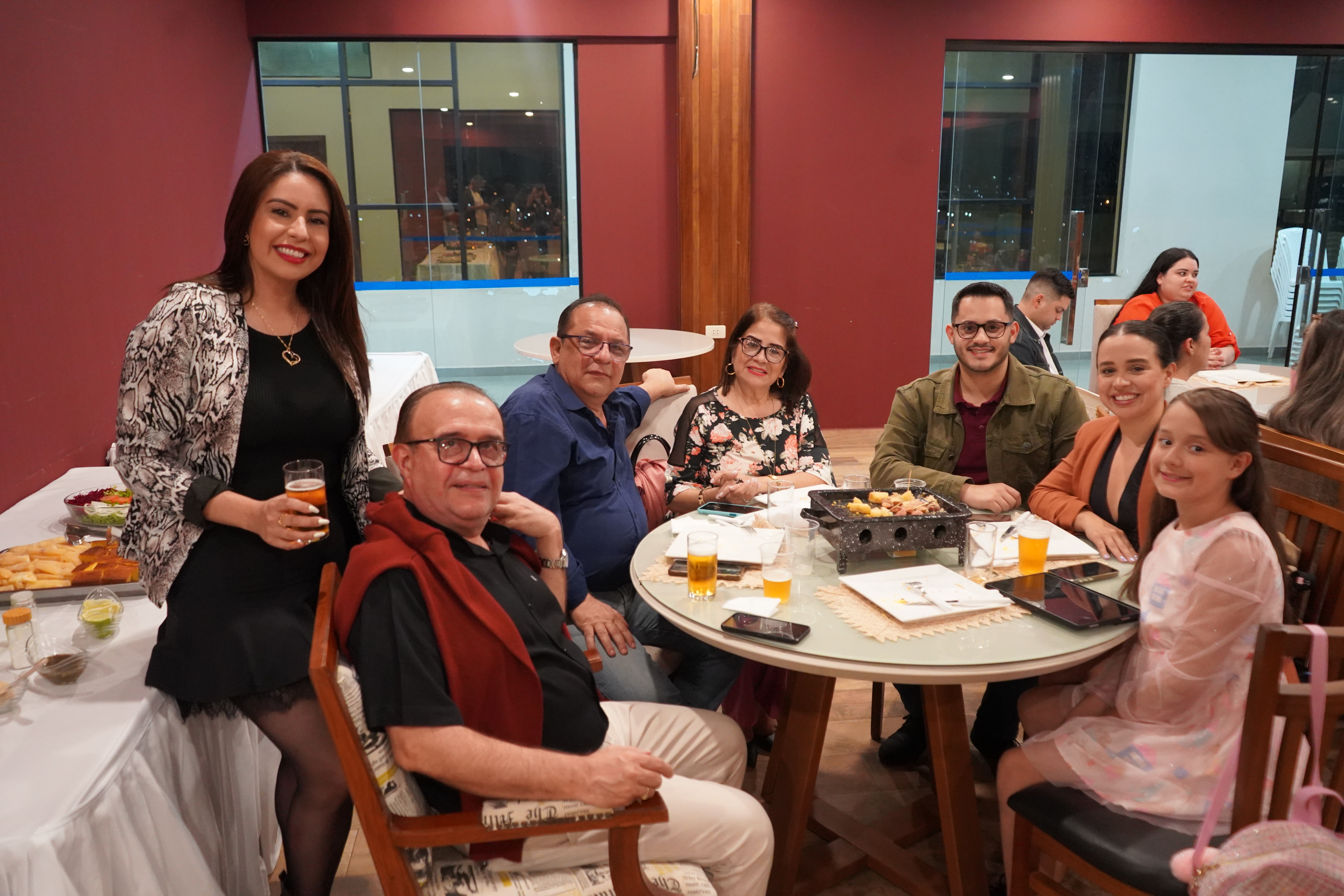 Cena de Confraternización: Despedida del año 2025 - Facultad de Arquitectura y Urbanismo