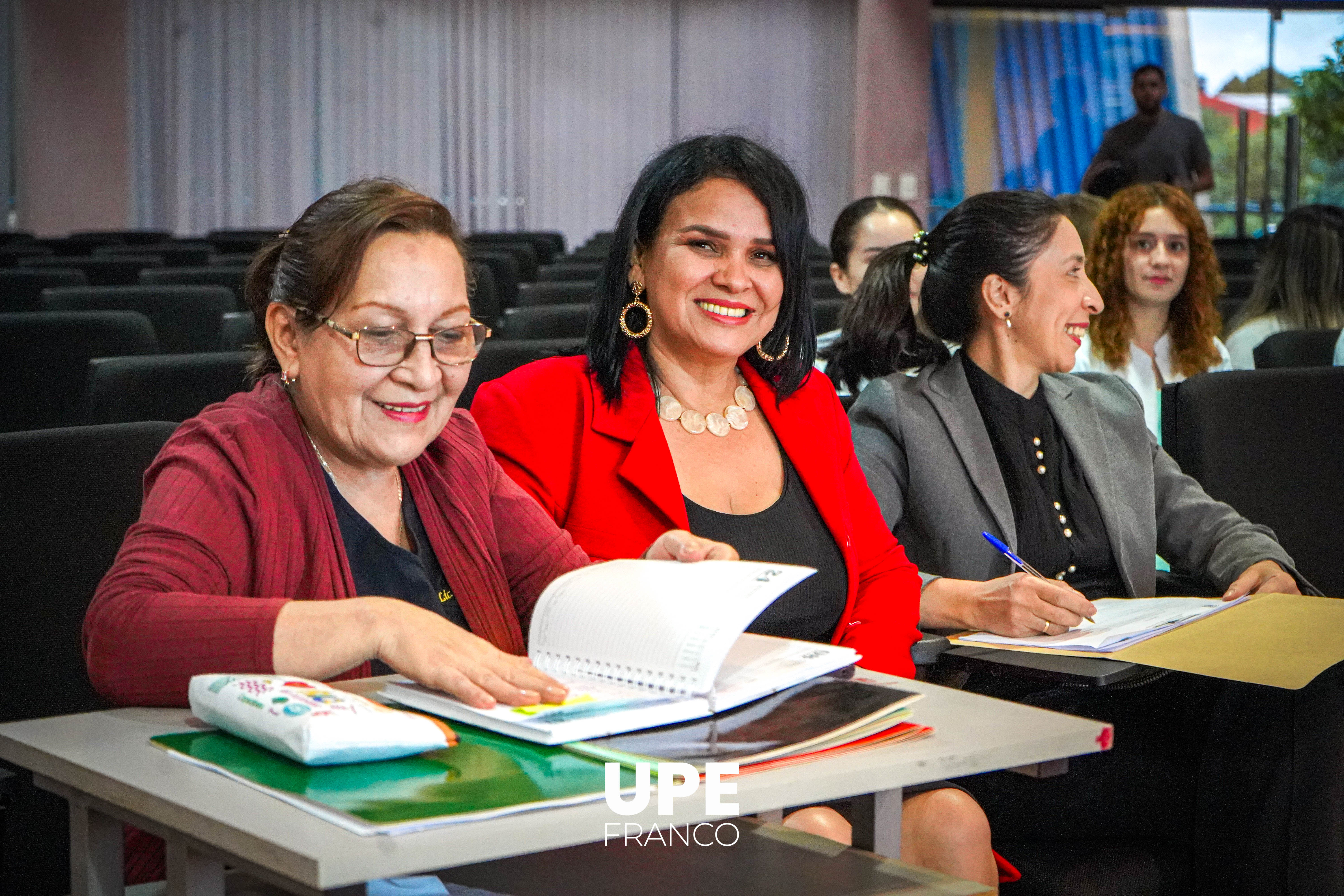 Estudiantes de Nutrición defienden Trabajos de Investigación