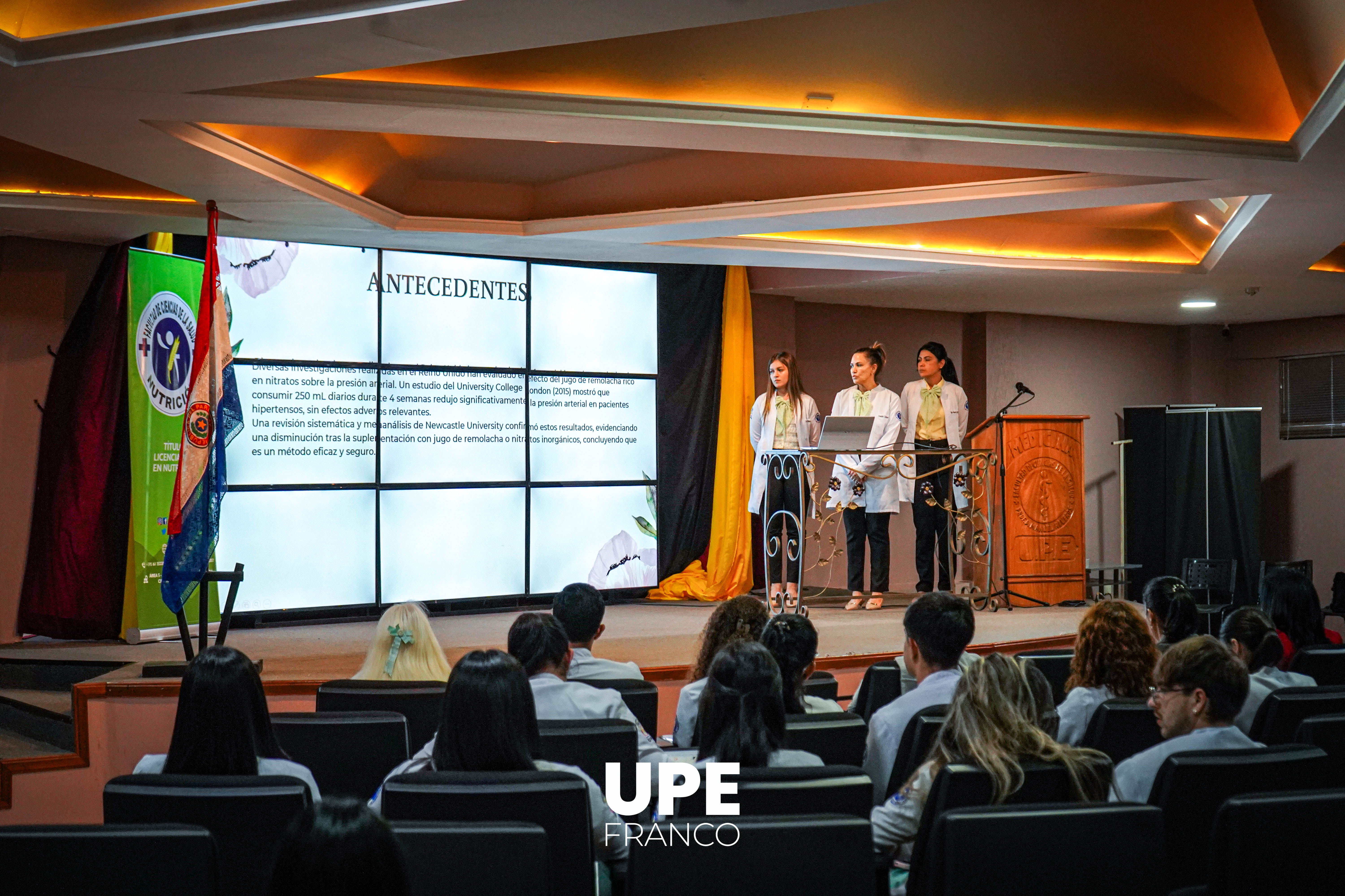 Estudiantes de Nutrición defienden Trabajos de Investigación