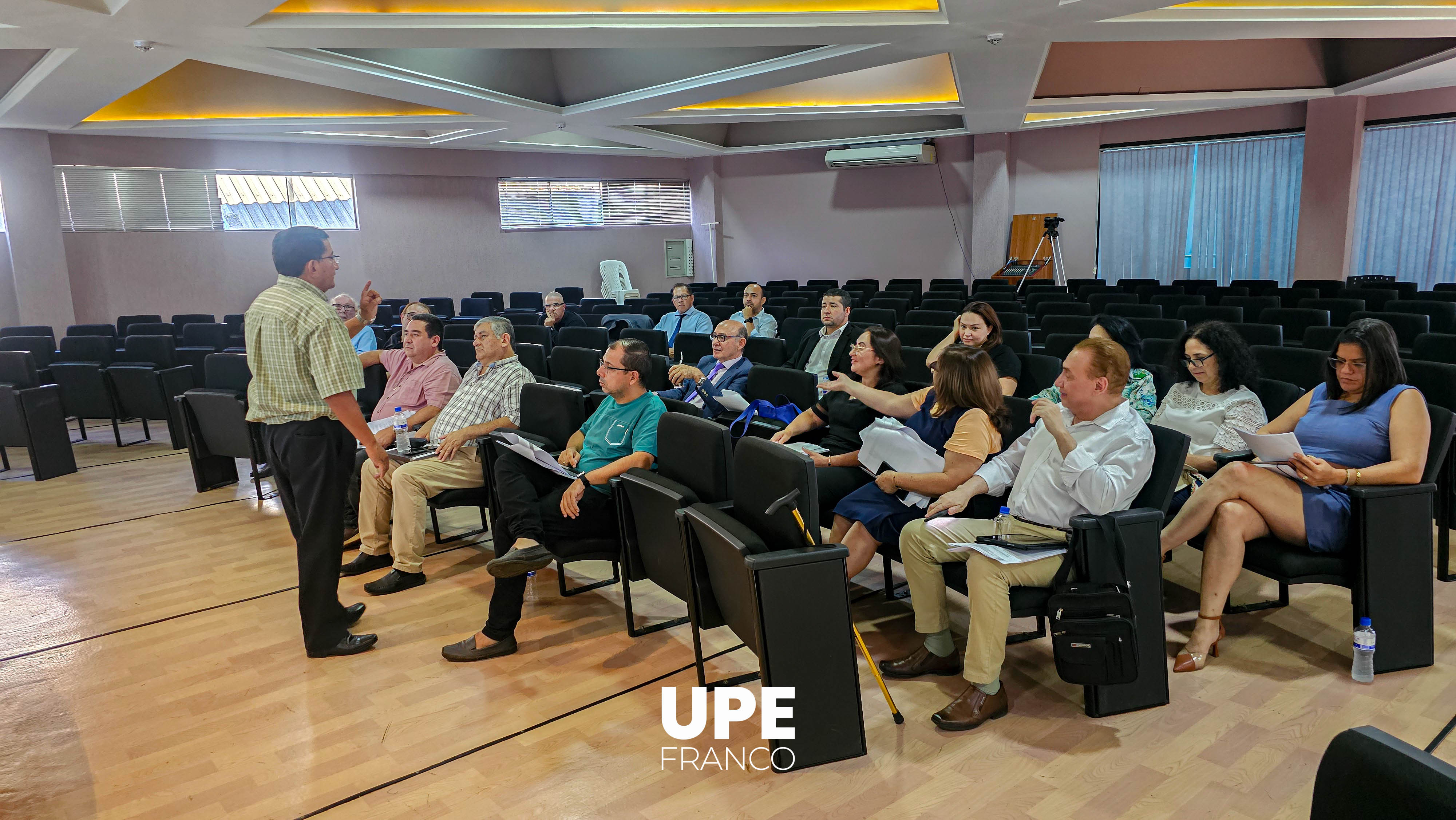 Reunión de Decanos y Directores - UPE FRANCO
