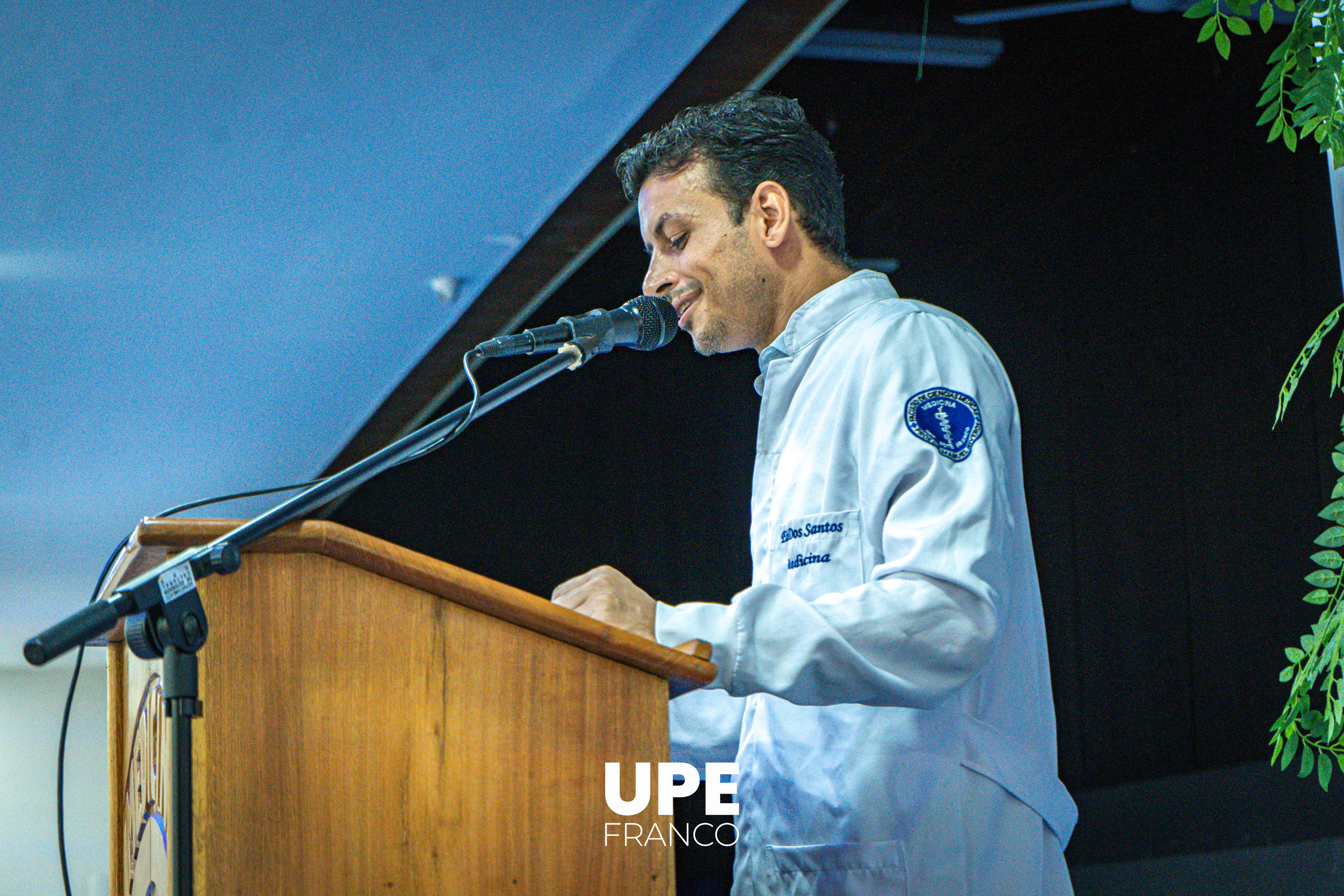 Ceremonia del Chaleco 2026: Facultad de Ciencias Médicas - Primer curso, Secciones E, F y G