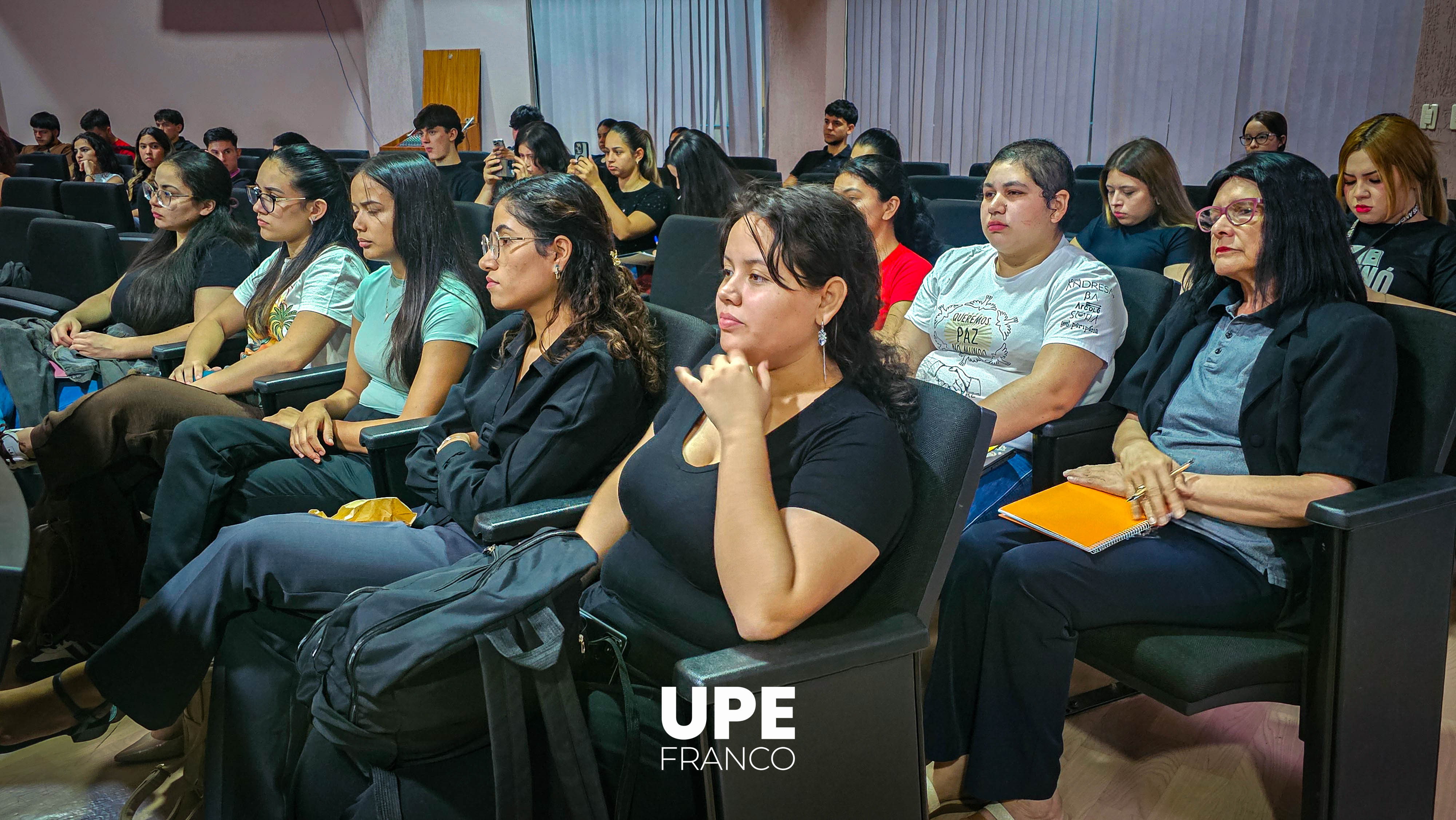 Bienvenida a Estudiantes de Ciencias Administrativas y Contables: Año Lectivo 2026