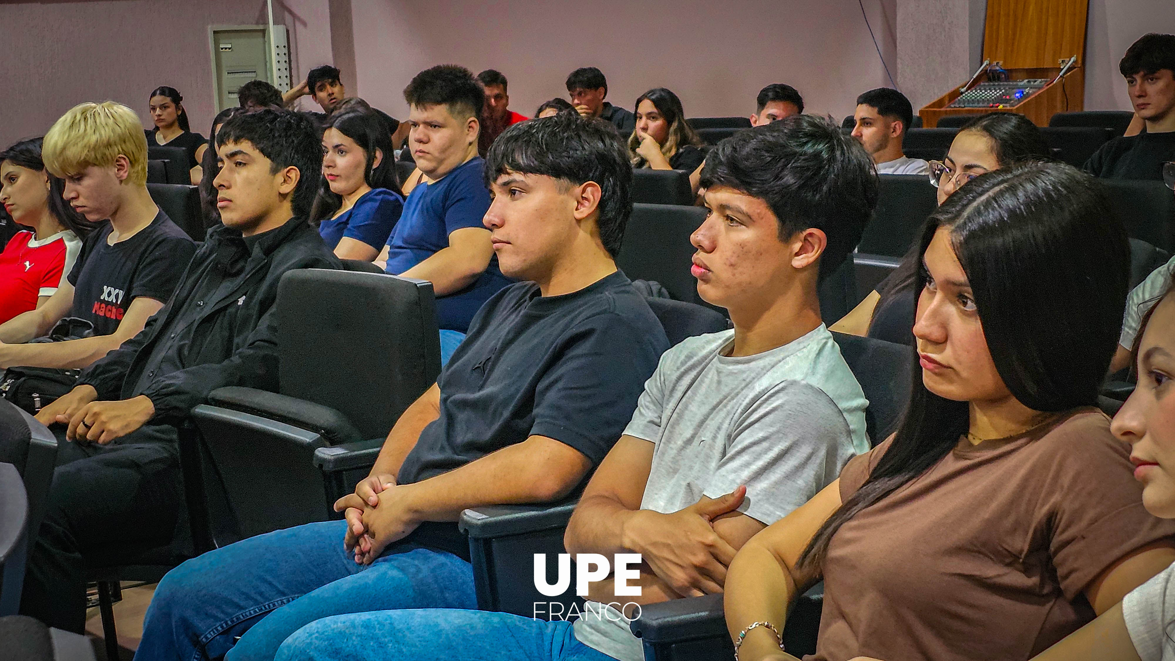 Bienvenida a Estudiantes de Ciencias Administrativas y Contables: Año Lectivo 2026