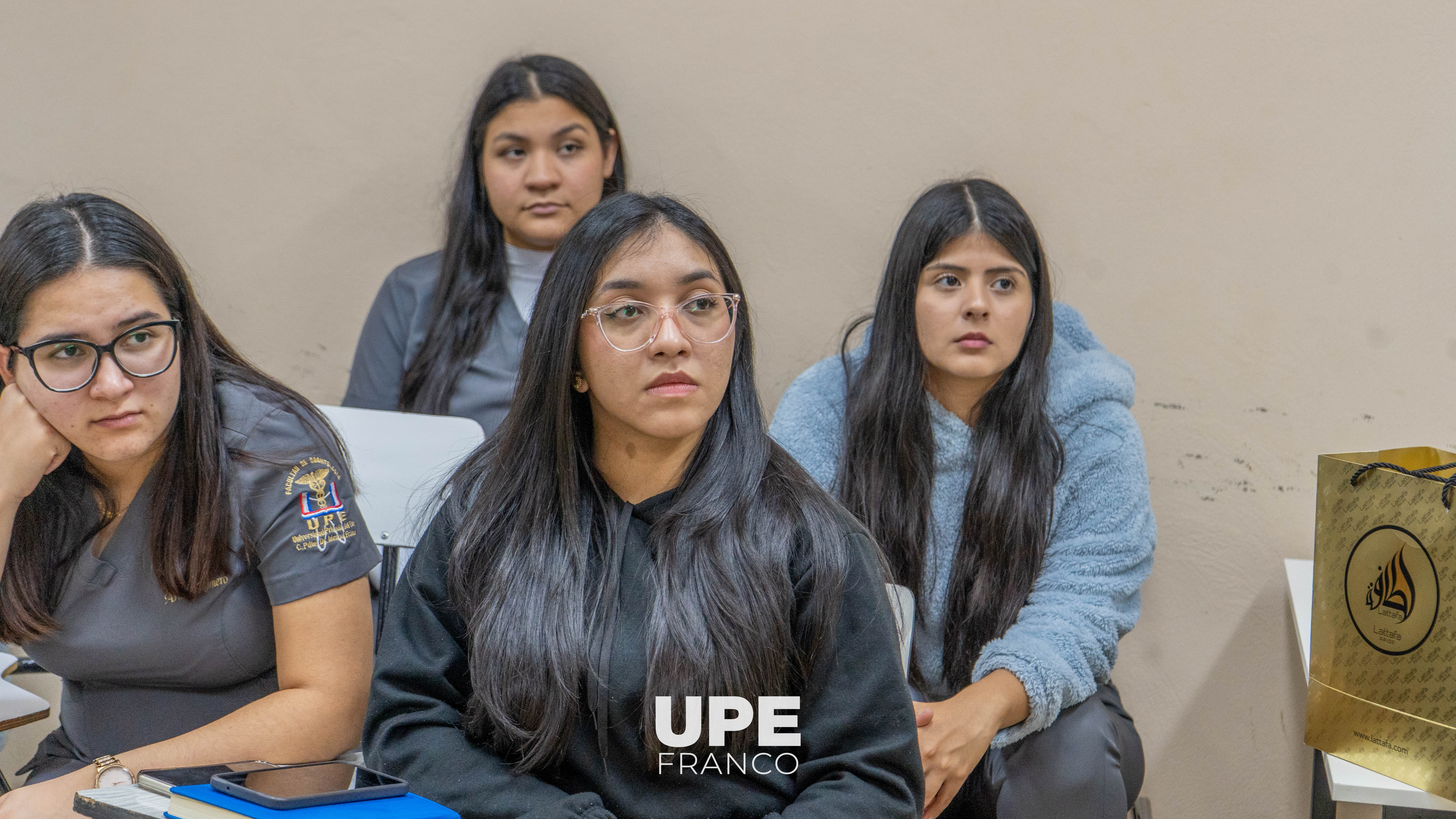 CONVENIO ENTRE ODONTOLOGÍA UPE FRANCO Y PASEO DE LA SONRISA APUESTA A APOYO MUTUO