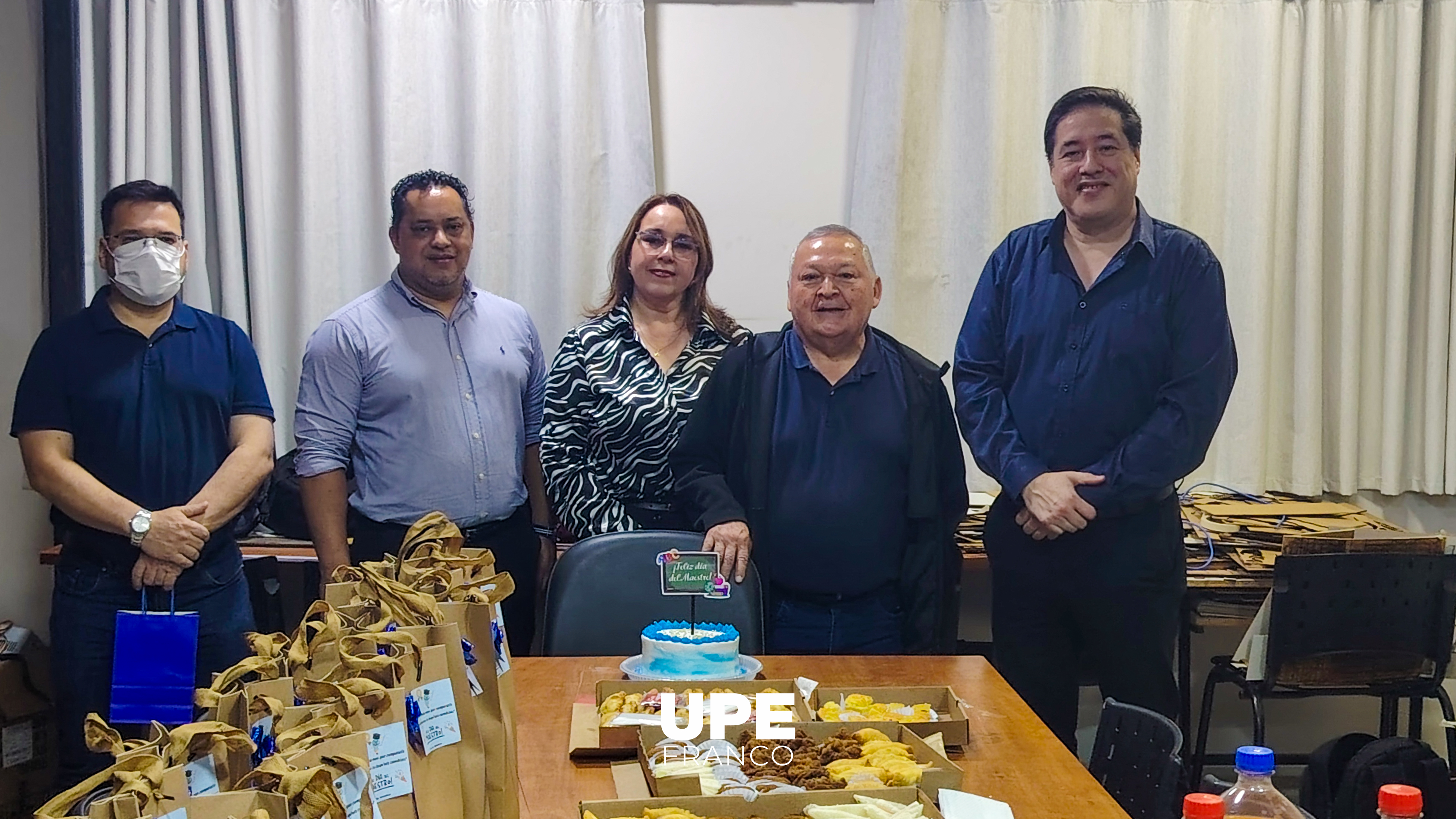 Día del Maestro: Festejo en Ingeniería en Informática
