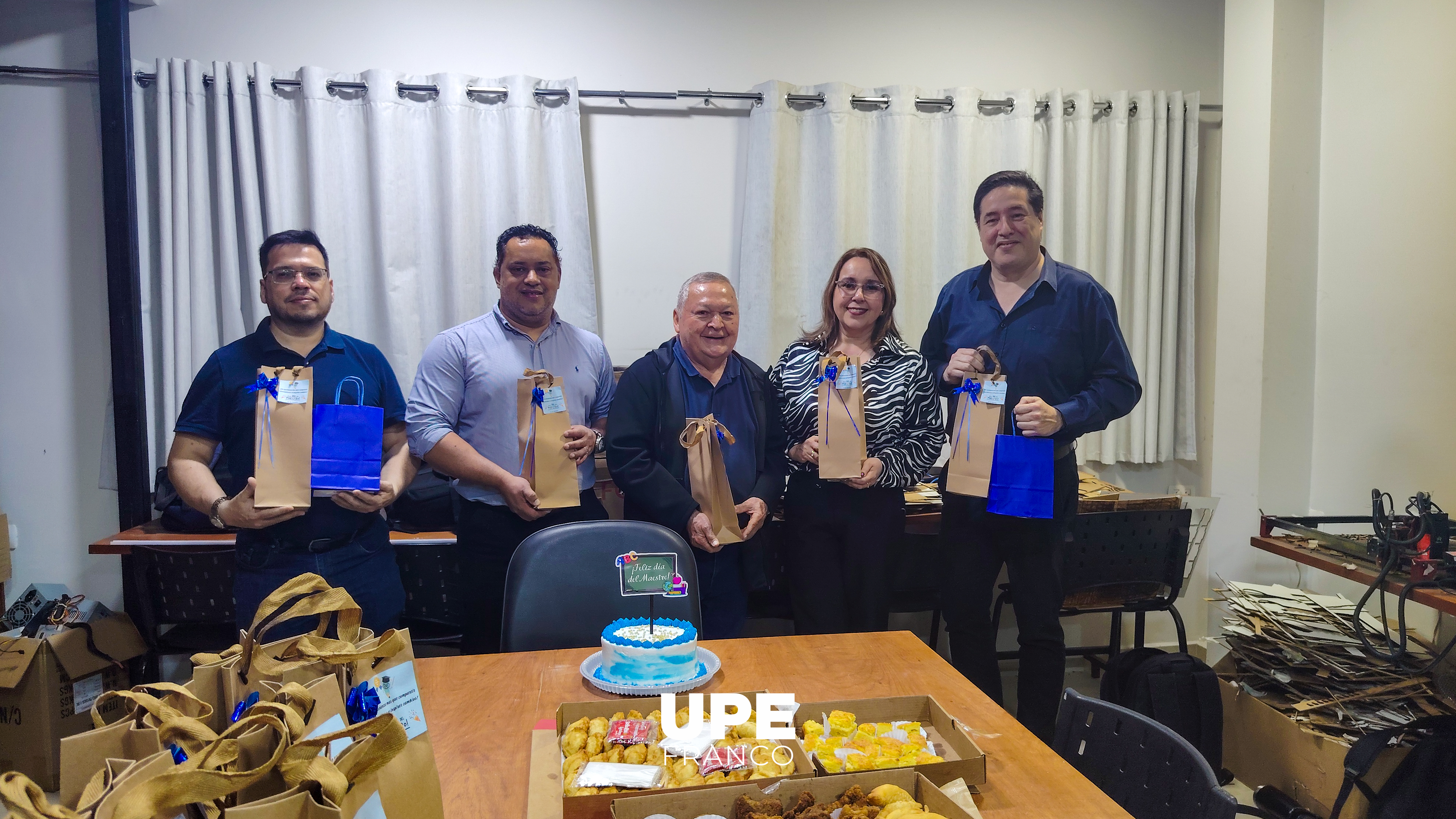 Día del Maestro: Festejo en Ingeniería en Informática