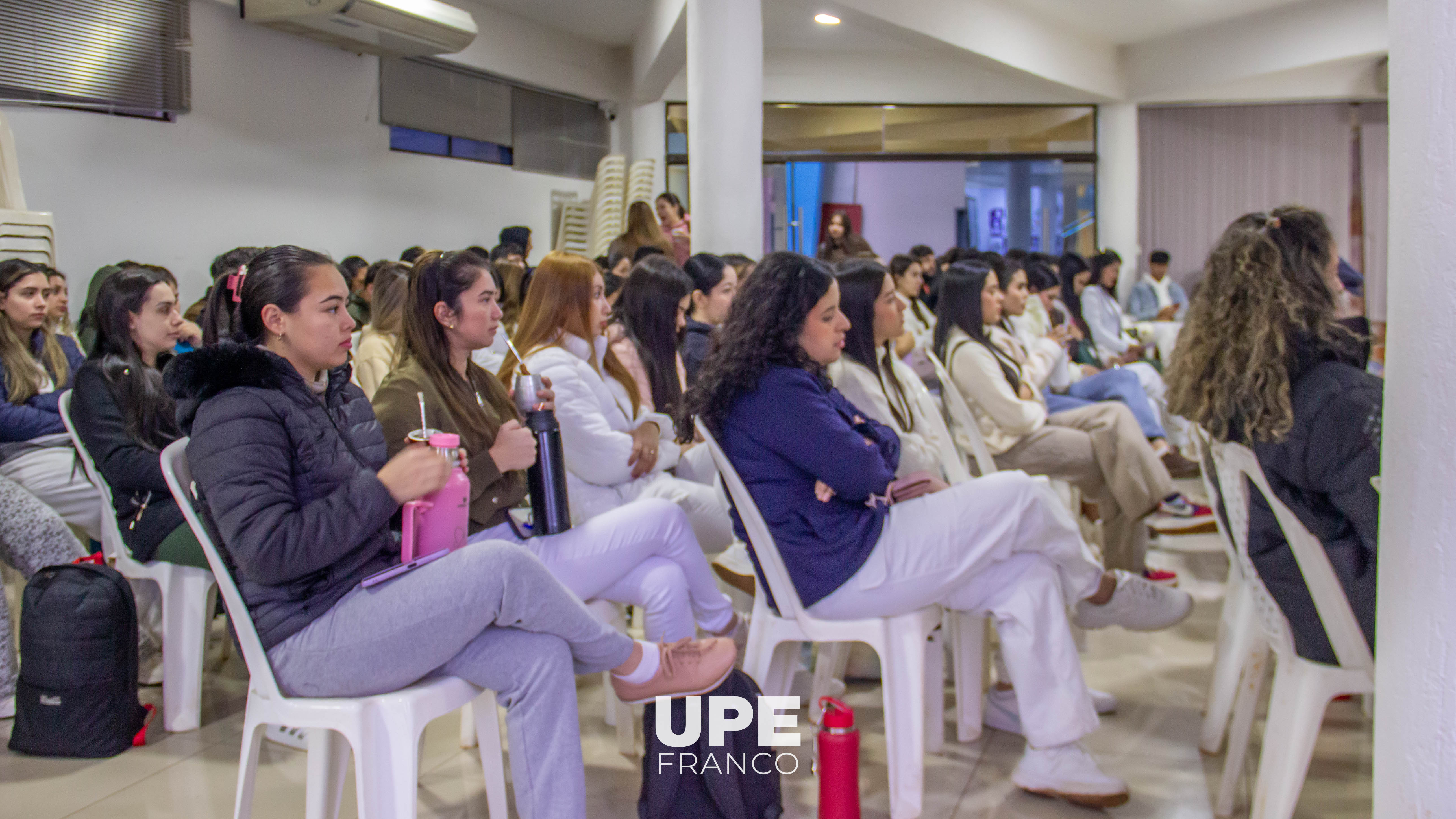 Estudiantes de Odontología participaron de encuentro sobre autorregulación y gestión emocional