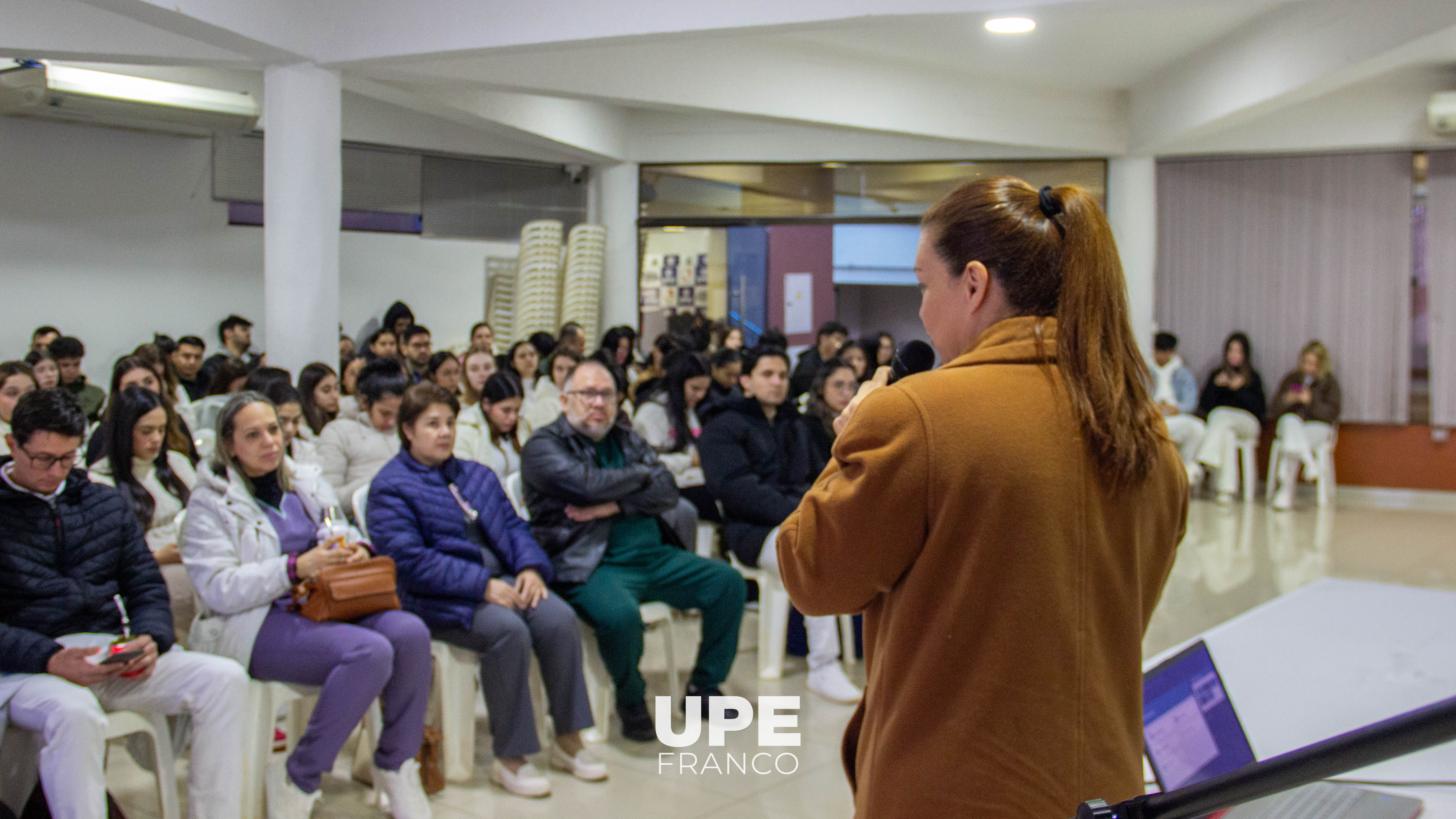Estudiantes de Odontología participaron de encuentro sobre autorregulación y gestión emocional