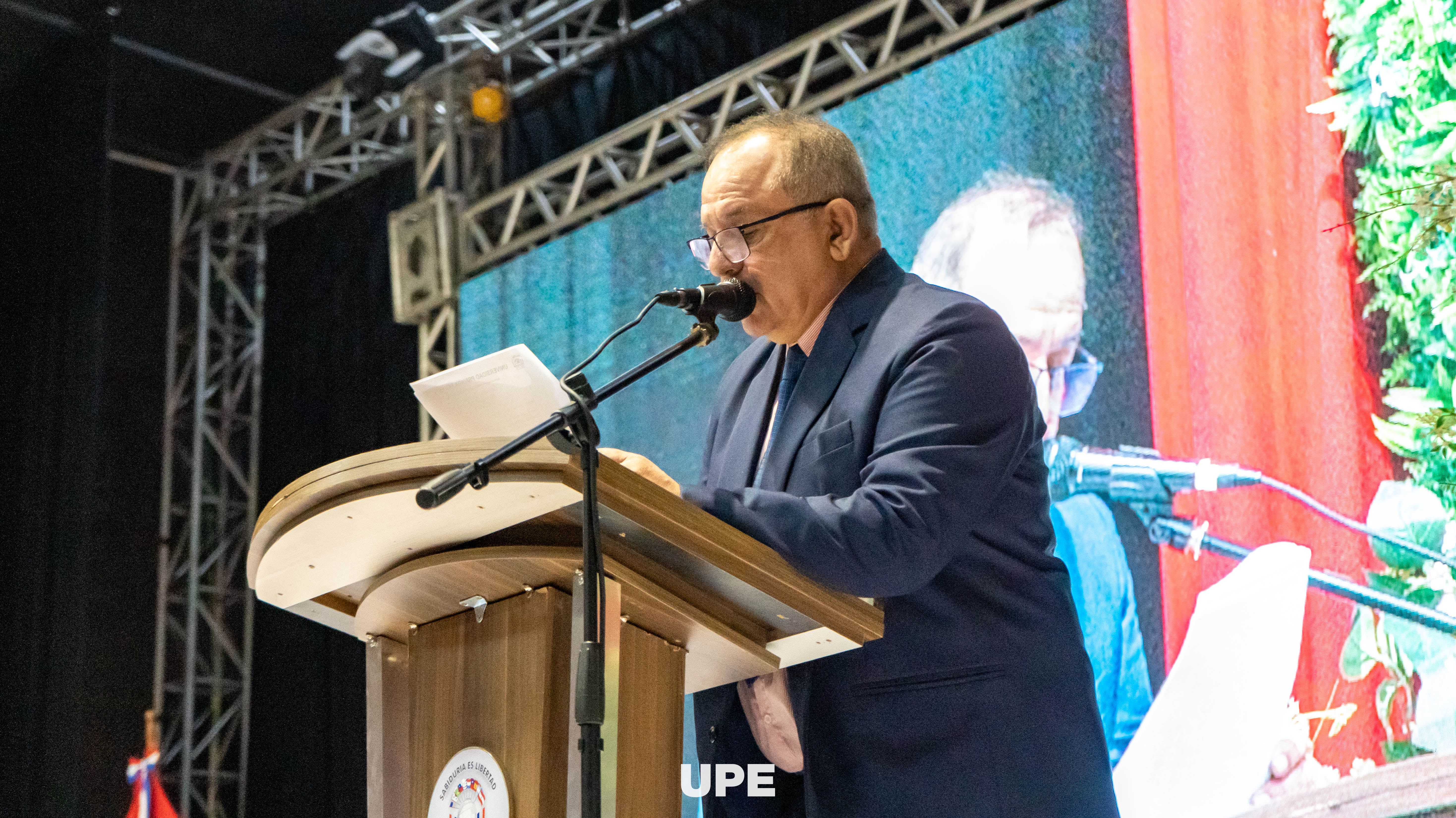 Ceremonia de Graduación de la carrera de Medicina UPE CDE – Promoción 2025