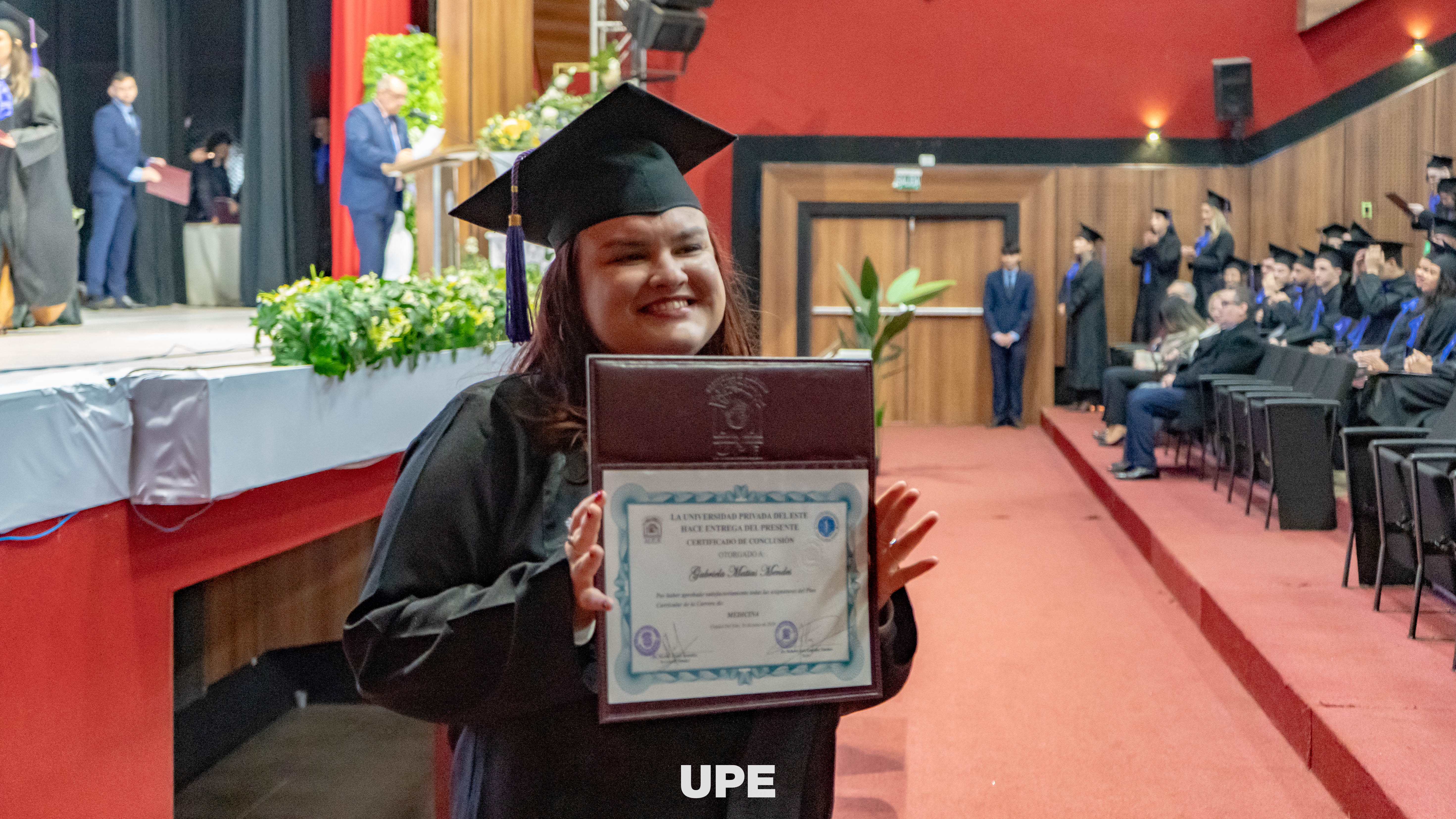 Ceremonia de Graduación de la carrera de Medicina UPE CDE – Promoción 2025