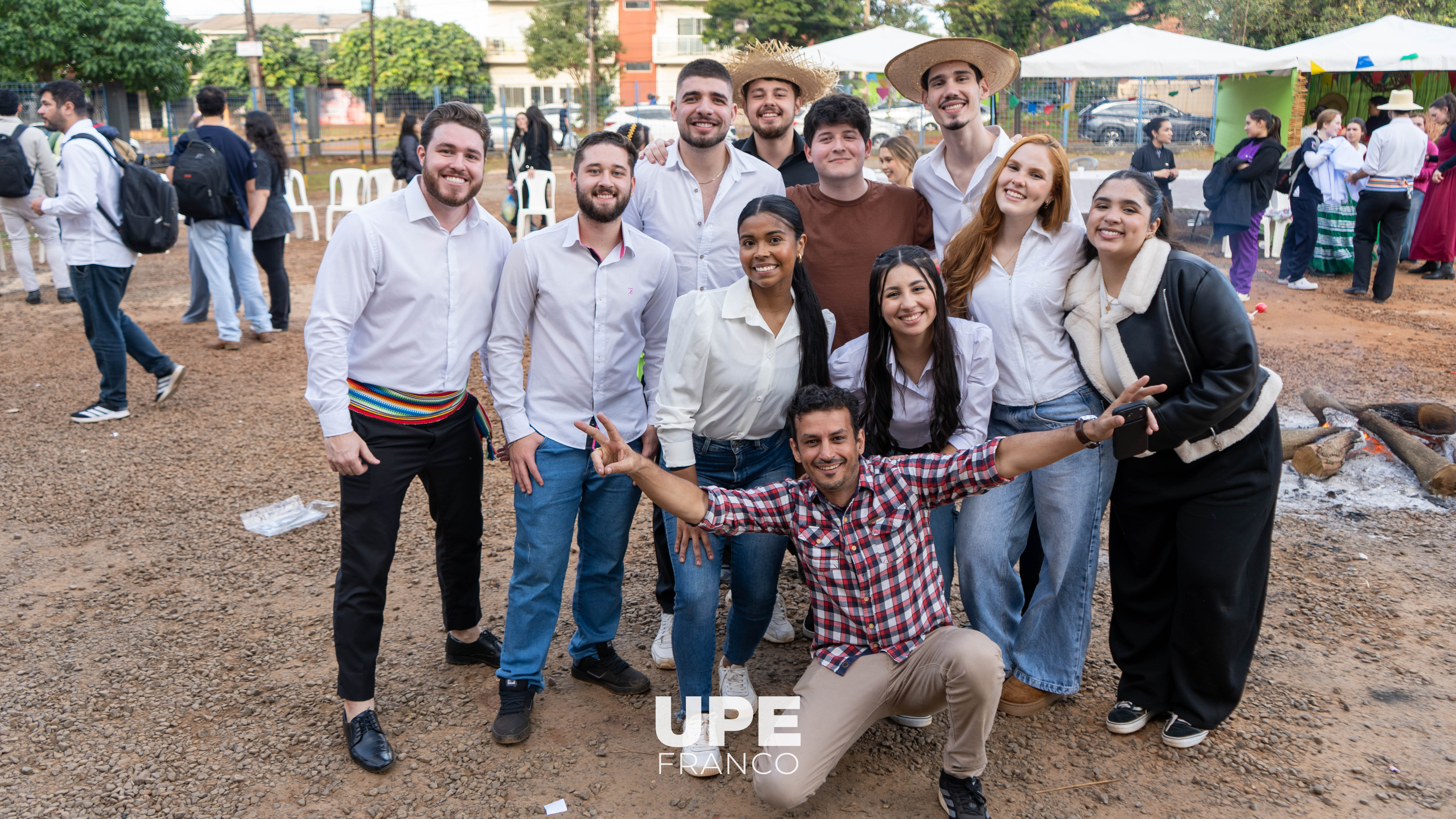 San Juan Ára: cultura, tradición e intercambio intercultural en la carrera de Medicina