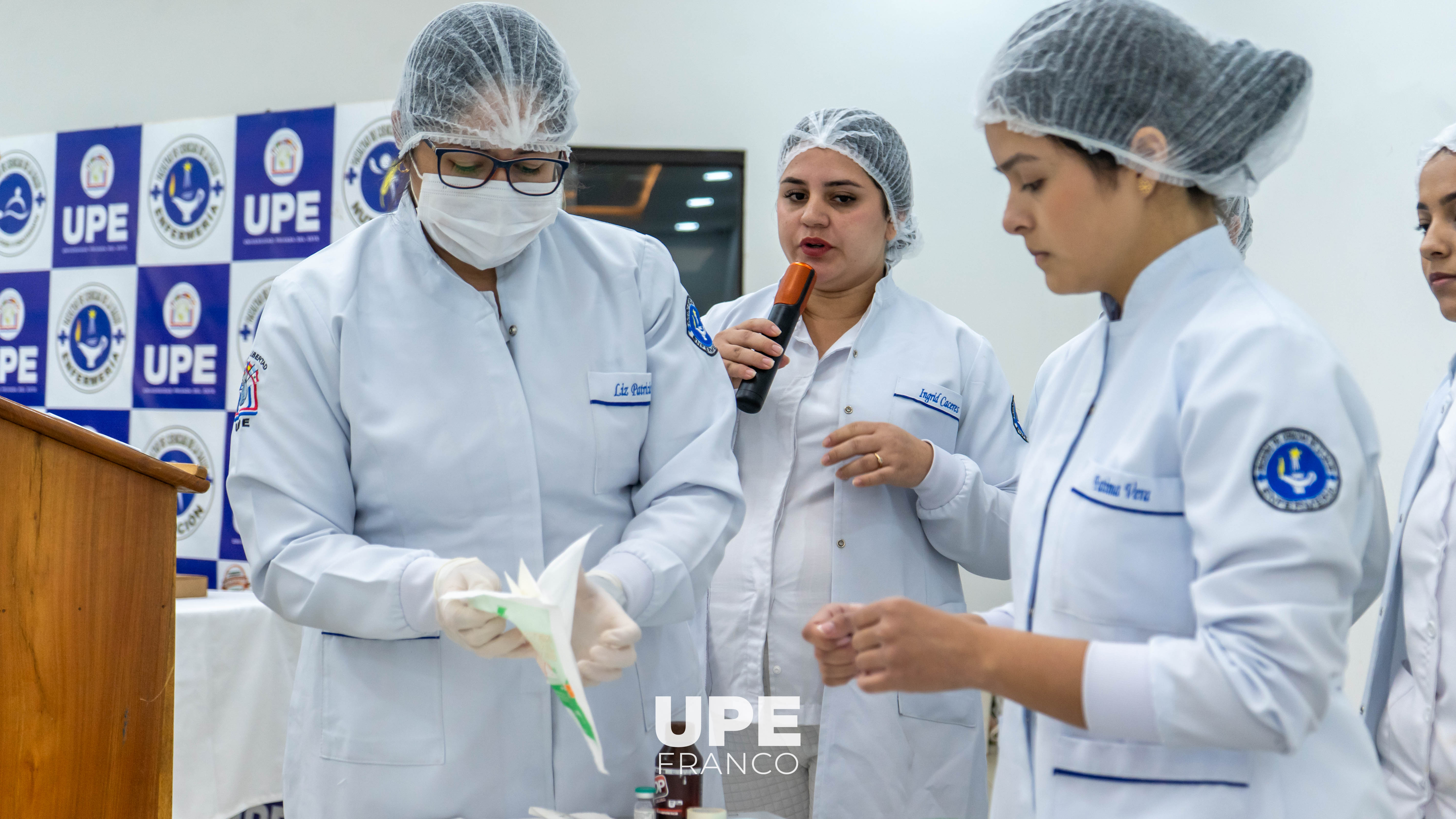 Enfermería realizó jornada práctica interdisciplinaria en el Centro de Convenciones