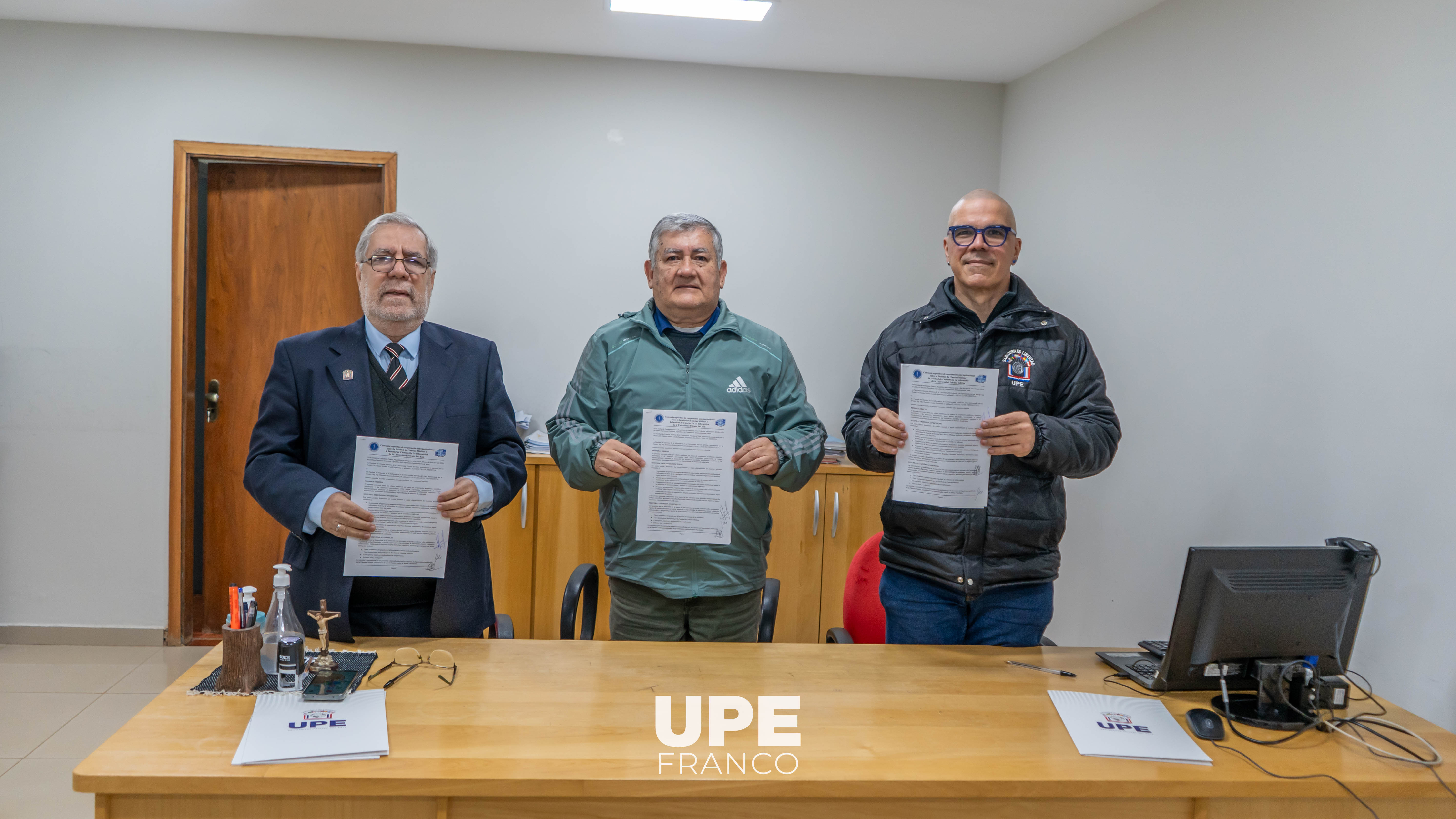 UPE fortalece la integración entre Medicina e Informática con la firma de un convenio de cooperación