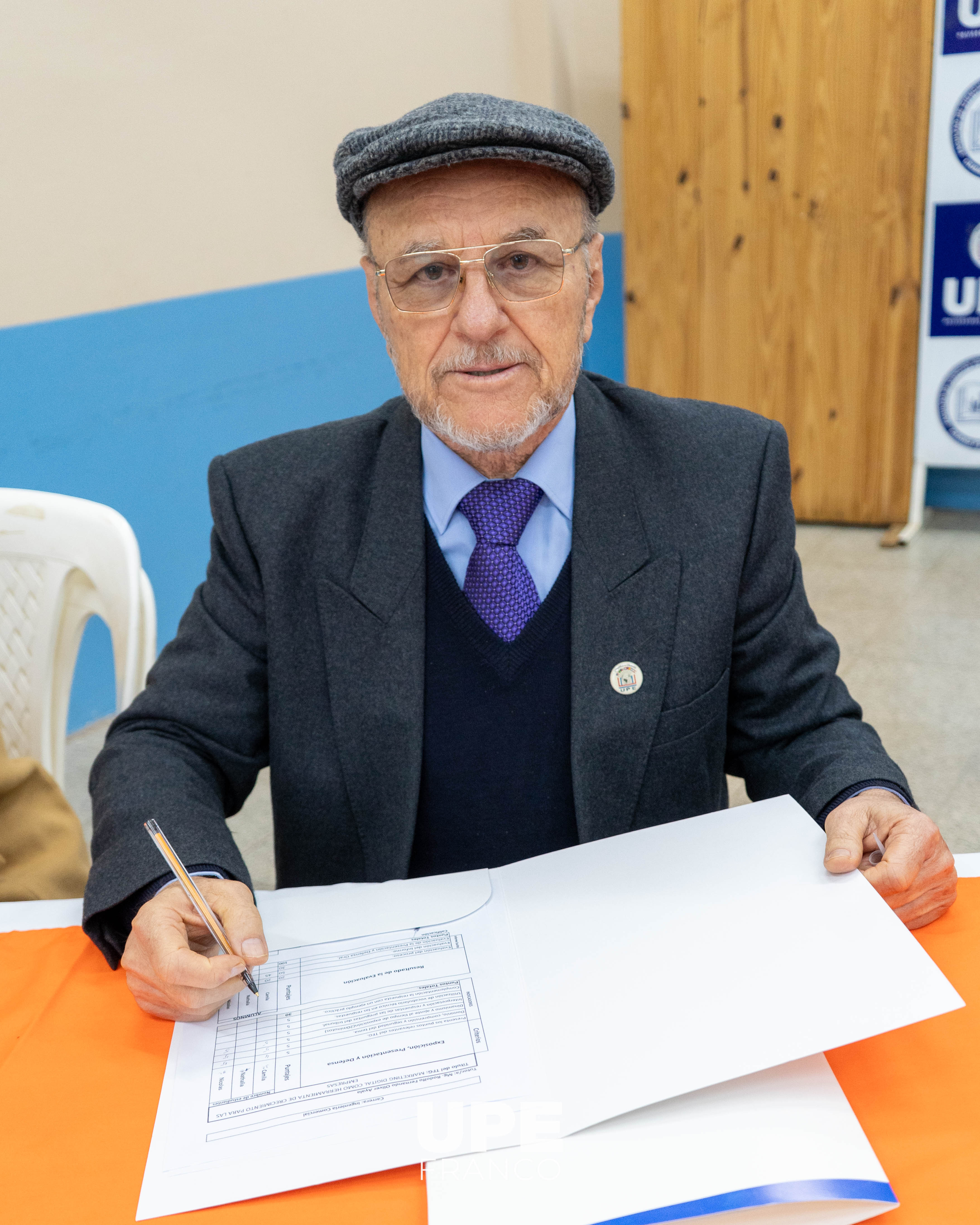 Ingeniería Comercial realizó defensa de Trabajo Final de Grado