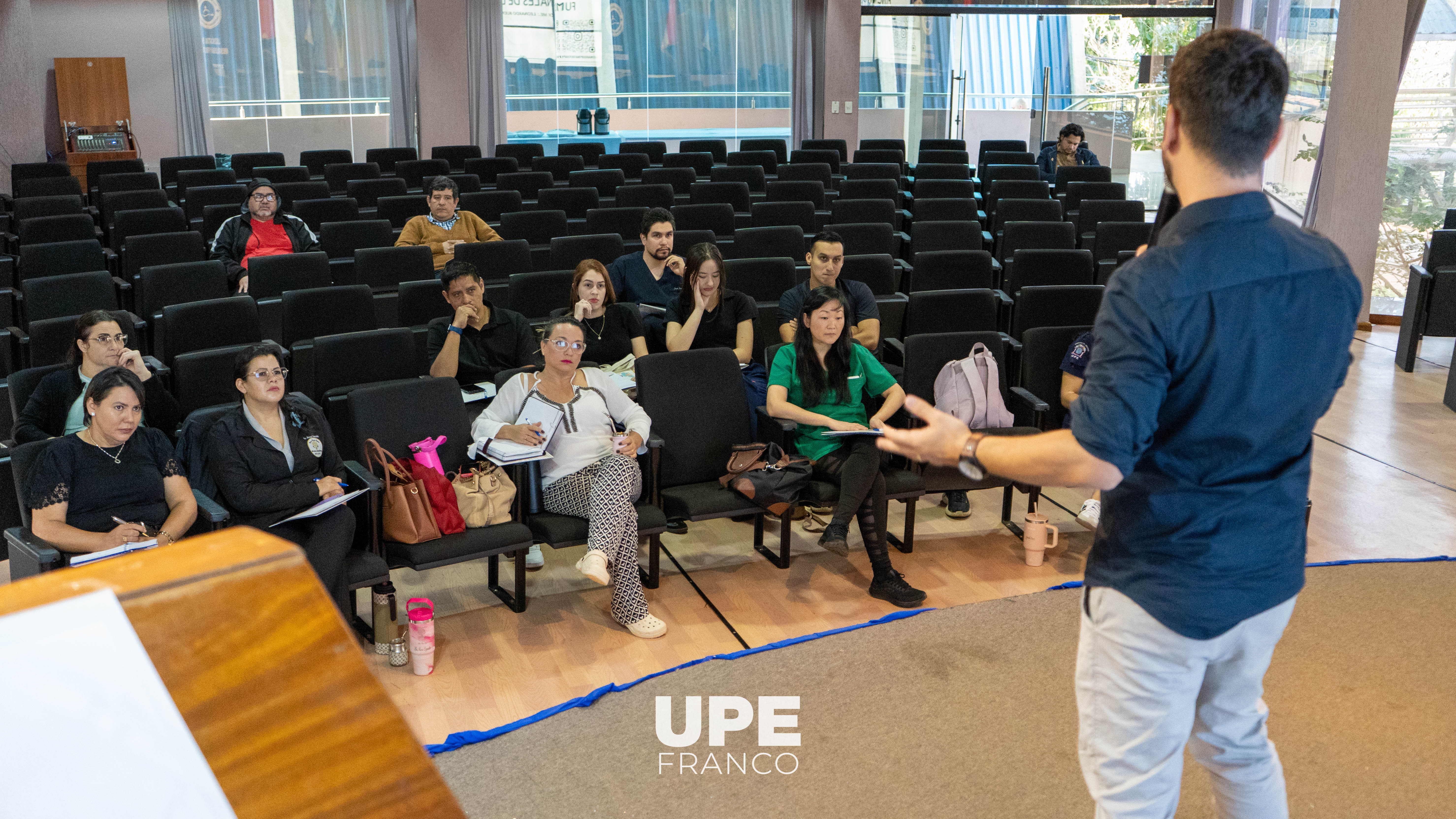 Gran inicio del Diplomado Internacional en Rehabilitación Funcional de Rodilla en la UPE Franco