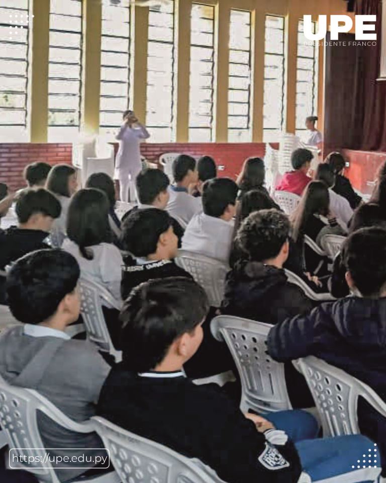 Charla Educativa en el Colegio Nacional Área 5