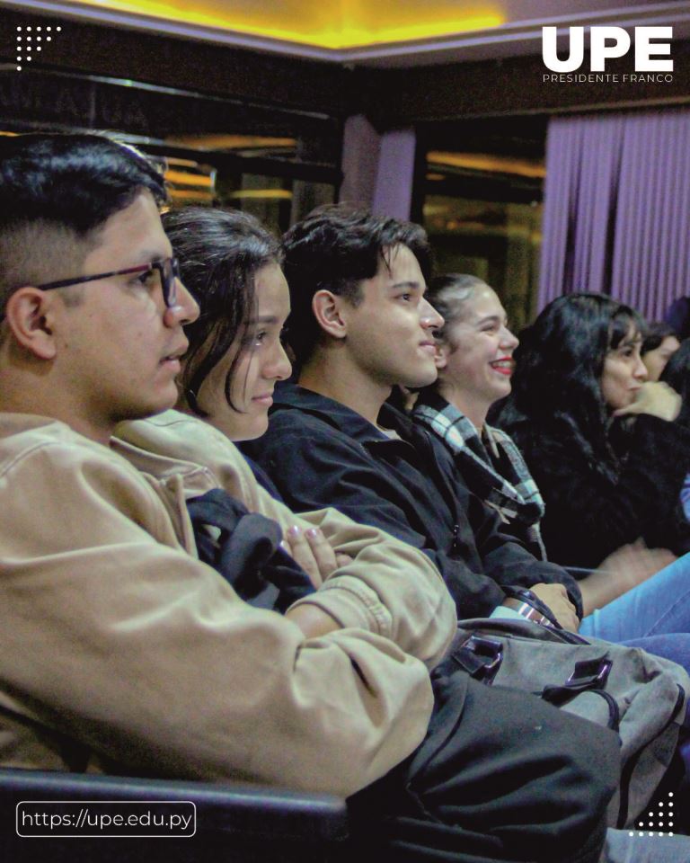 Bienvenida a Estudiantes - Facultad de Ciencias Administrativas y Contables