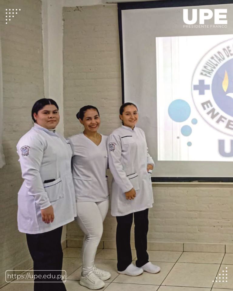 Extensión Universitaria en el Colegio Redentor - Facultad de Ciencias de la Salud 