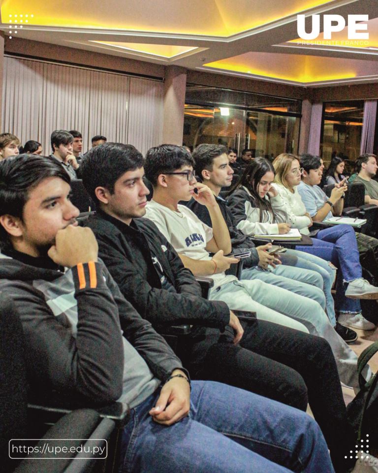 Capacitación en Riesgos Eléctricos: Fomentando la Seguridad en Ingeniería