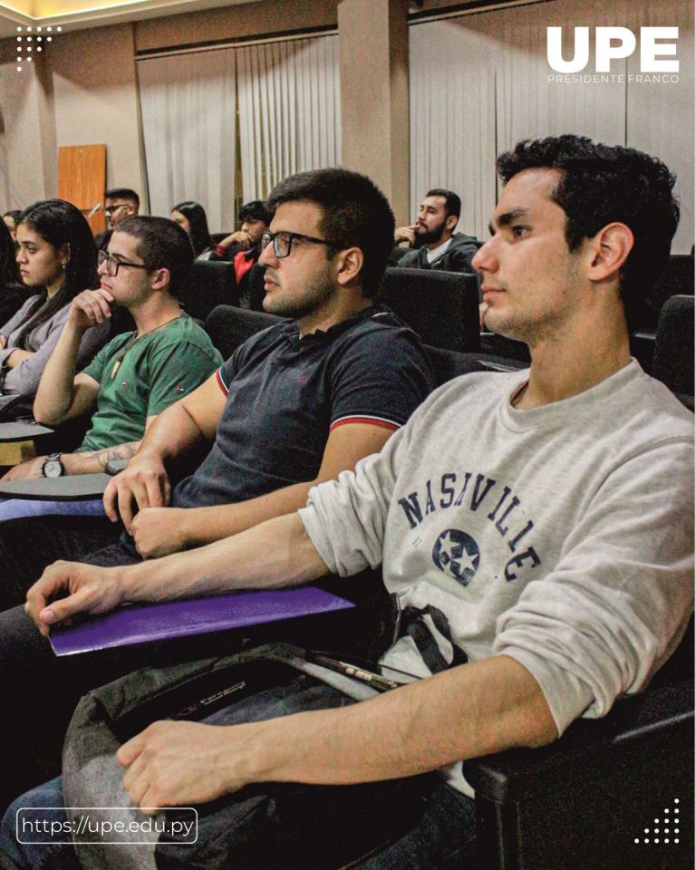 Capacitación en Riesgos Eléctricos: Fomentando la Seguridad en Ingeniería