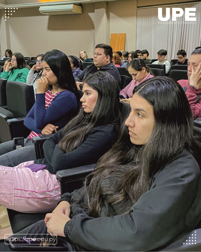 Conferencia sobre Educación Inclusiva en la Universidad Privada del Este