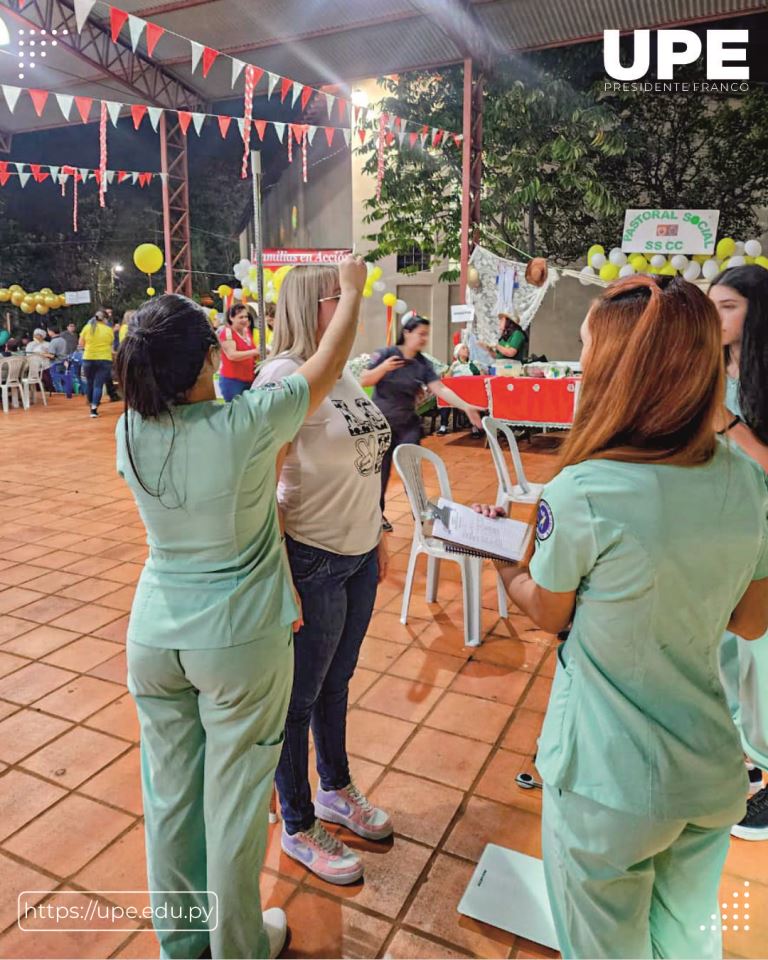 Extensión Universitaria en la Parroquia Sagrados Corazones de Jesús y María