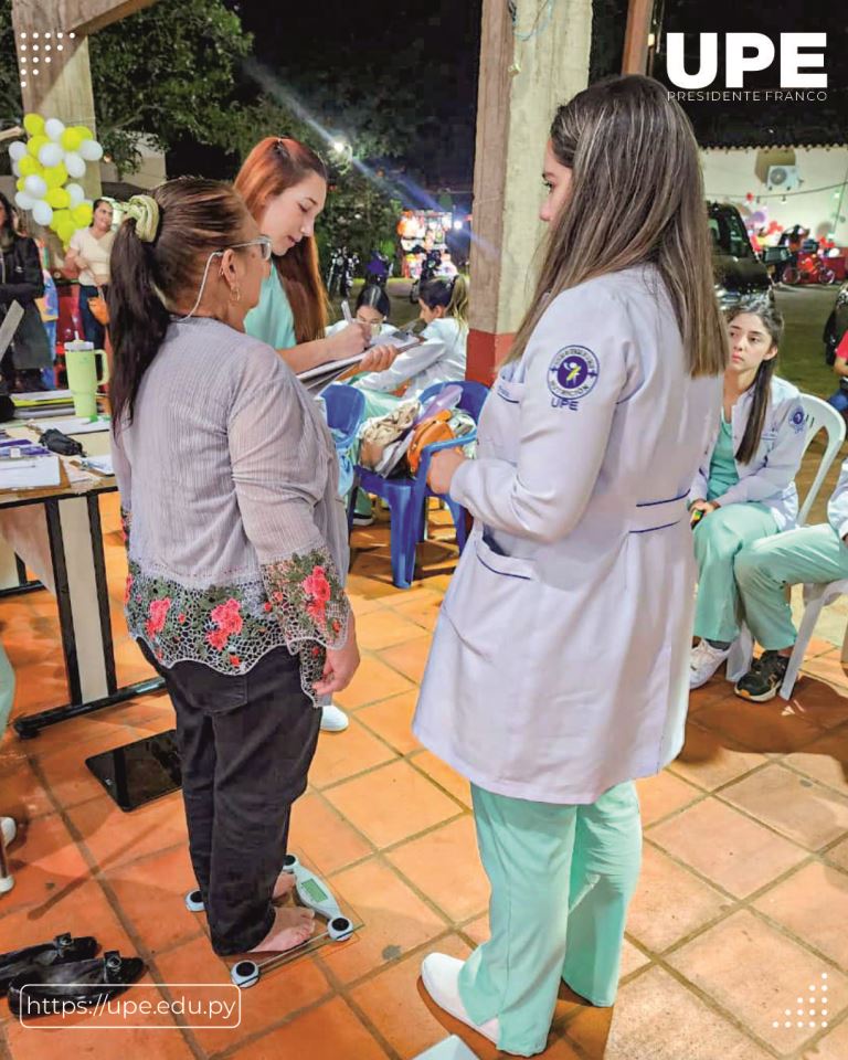 Extensión Universitaria en la Parroquia Sagrados Corazones de Jesús y María