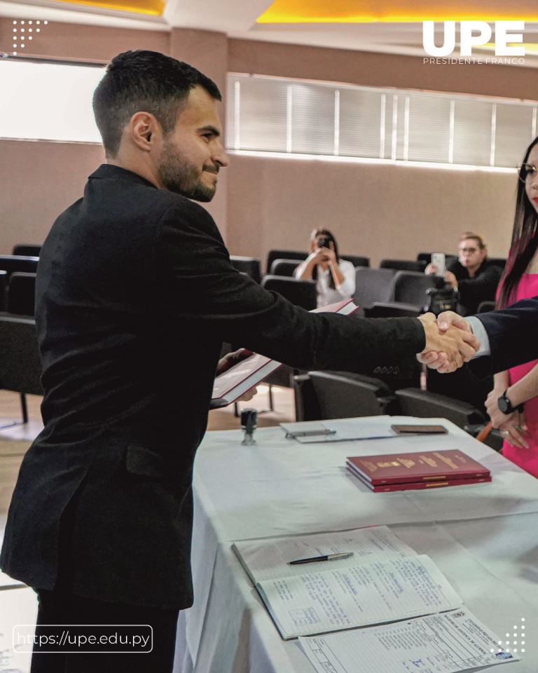 Defensa del Trabajo Final de Grado: Carrera de Ingeniería en Informática