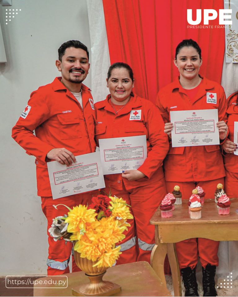 Graduación de Nuevos Voluntarios de la Cruz Roja en la UPE