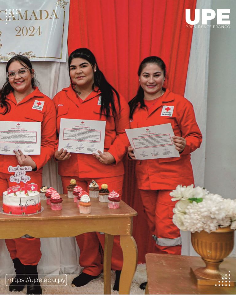 Graduación de Nuevos Voluntarios de la Cruz Roja en la UPE